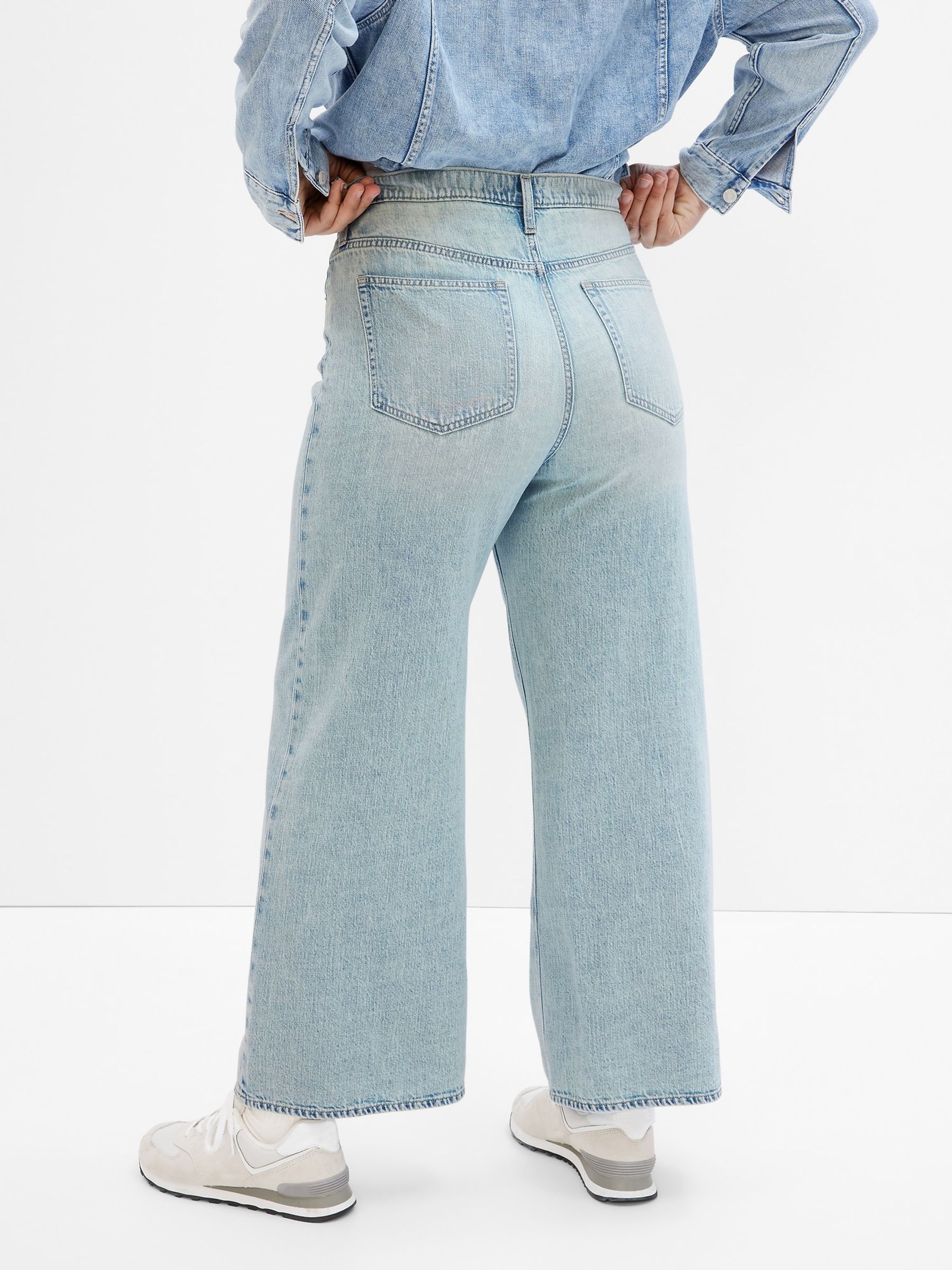 Light Wash Blue High Waisted Wide Leg Jeans - Image 2 of 5