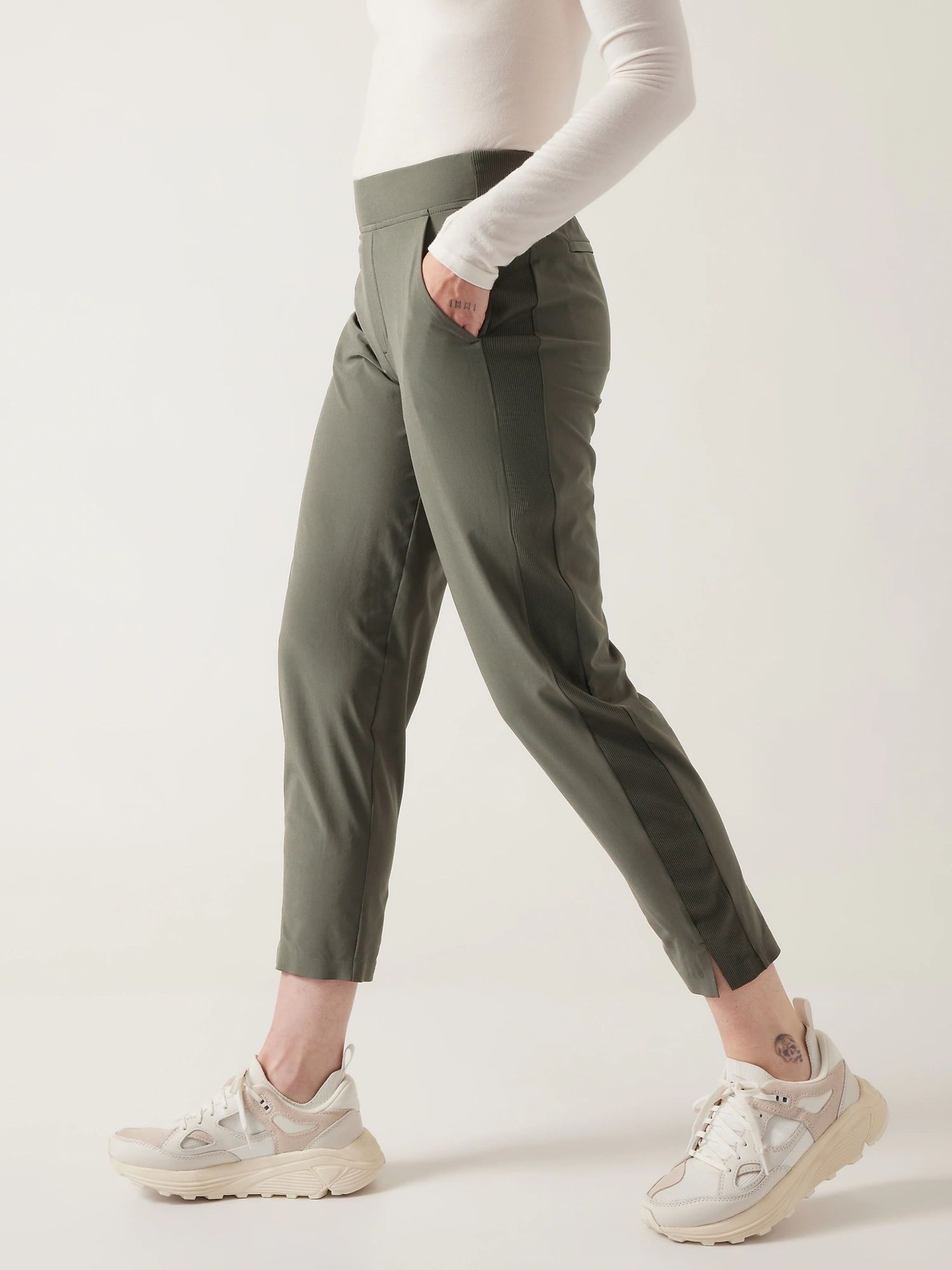 Athleta Green Brooklyn Mid Rise Featherweight Ankle Trousers - Image 3 of 7
