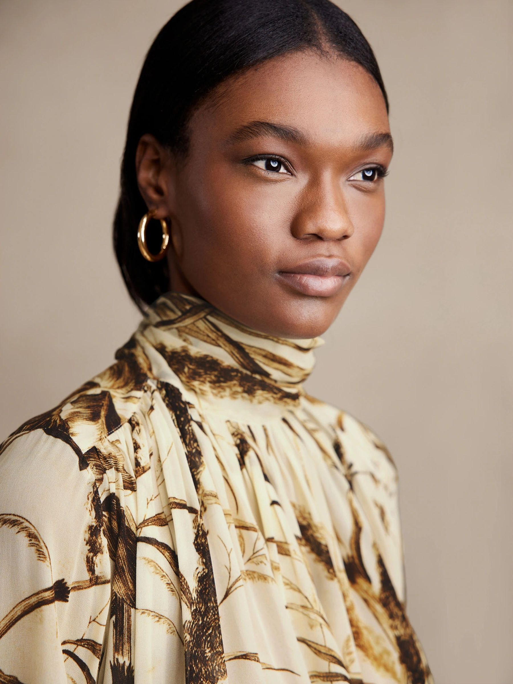 Banana Republic Beige Zoe Balloon-Sleeve Blouse - Image 3 of 4