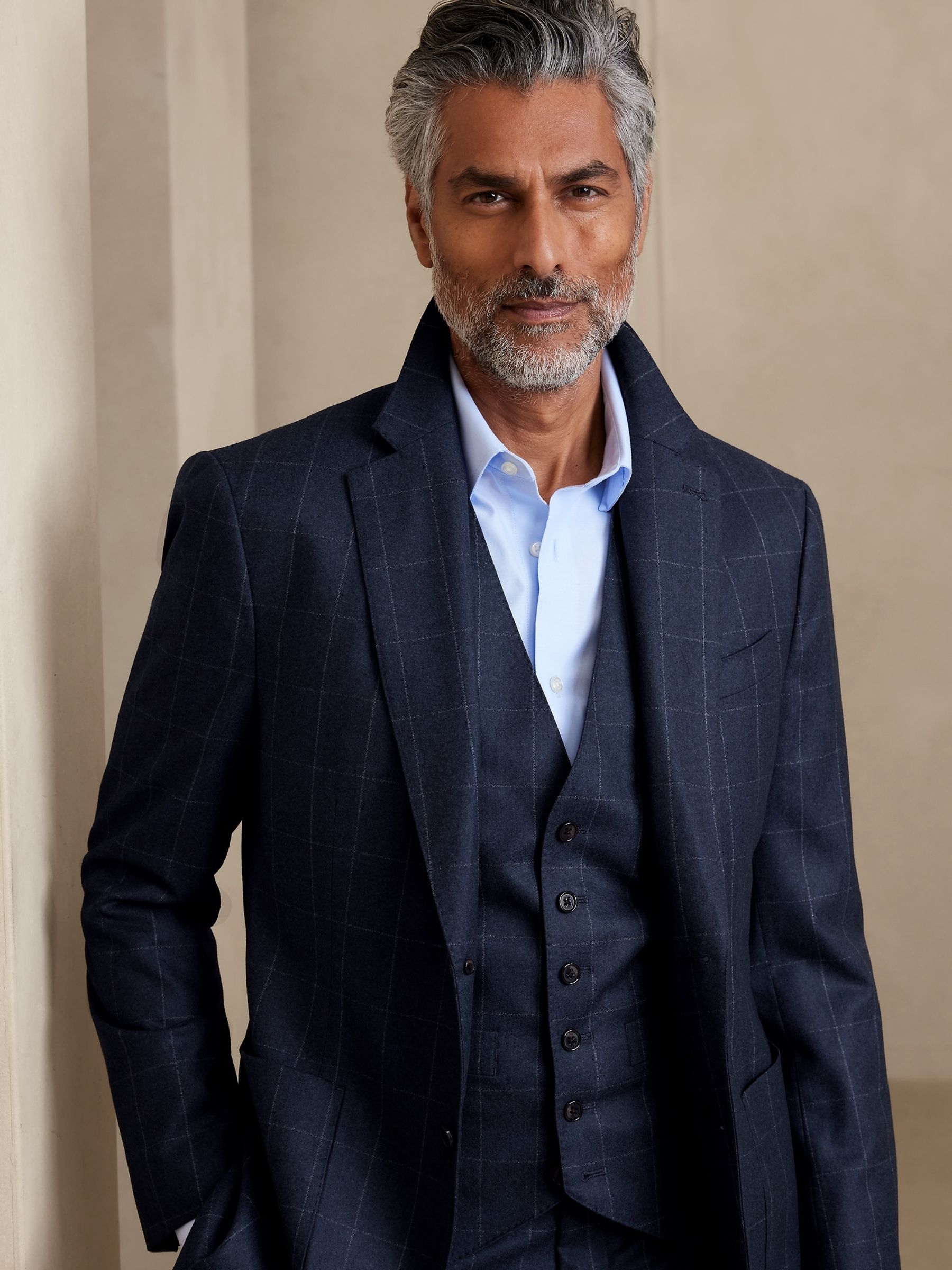 Banana Republic Black Perfect Flannel Suit Jacket - Image 4 of 5