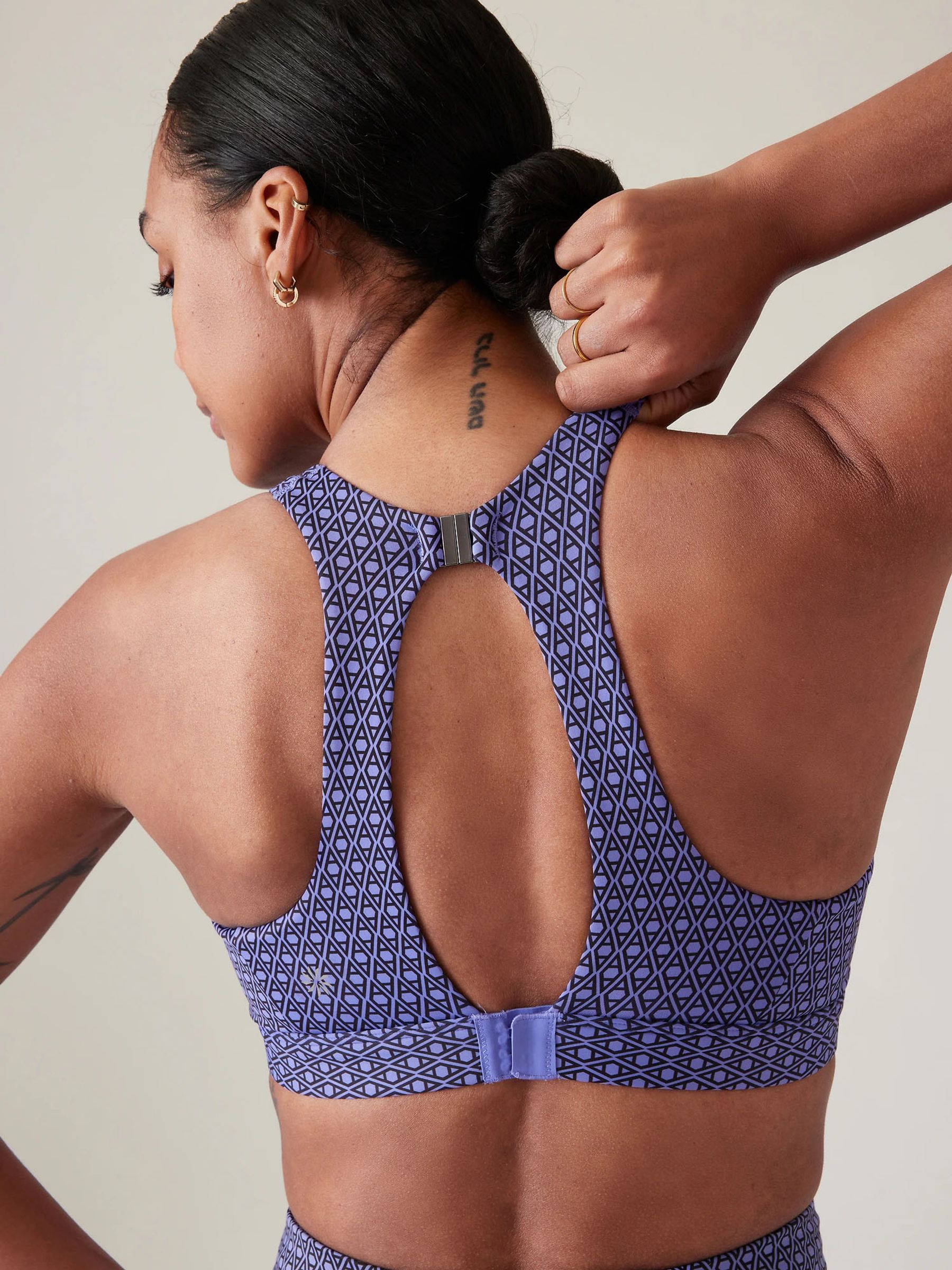 Athleta Blue D-DD Cup Ultimate Ease Medium Impact Sports Bra - Image 3 of 3