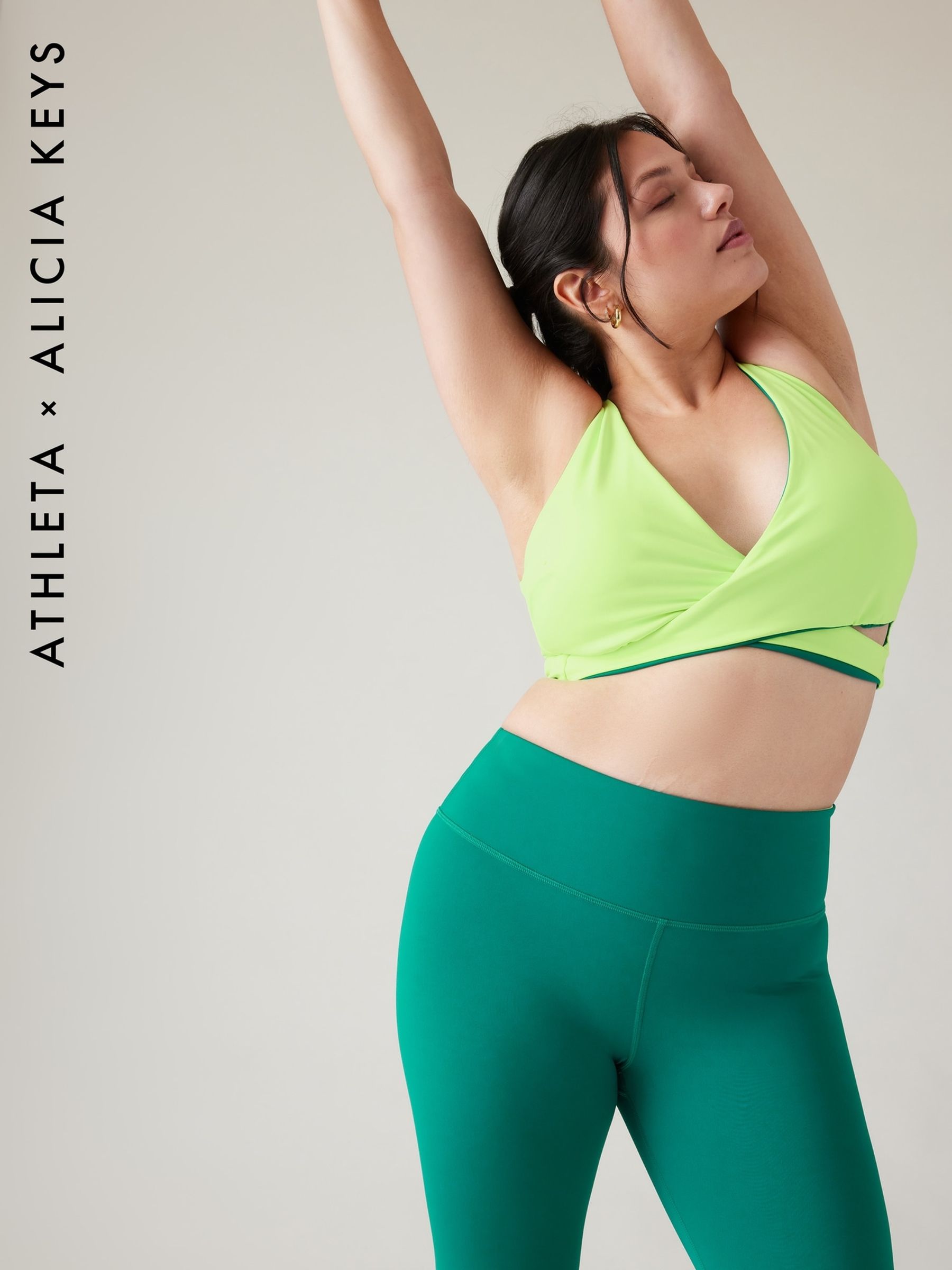 Athleta Green Alicia Keys D-DD Cup Reversible Wrap Low Impact Sports Bra - Image 1 of 1