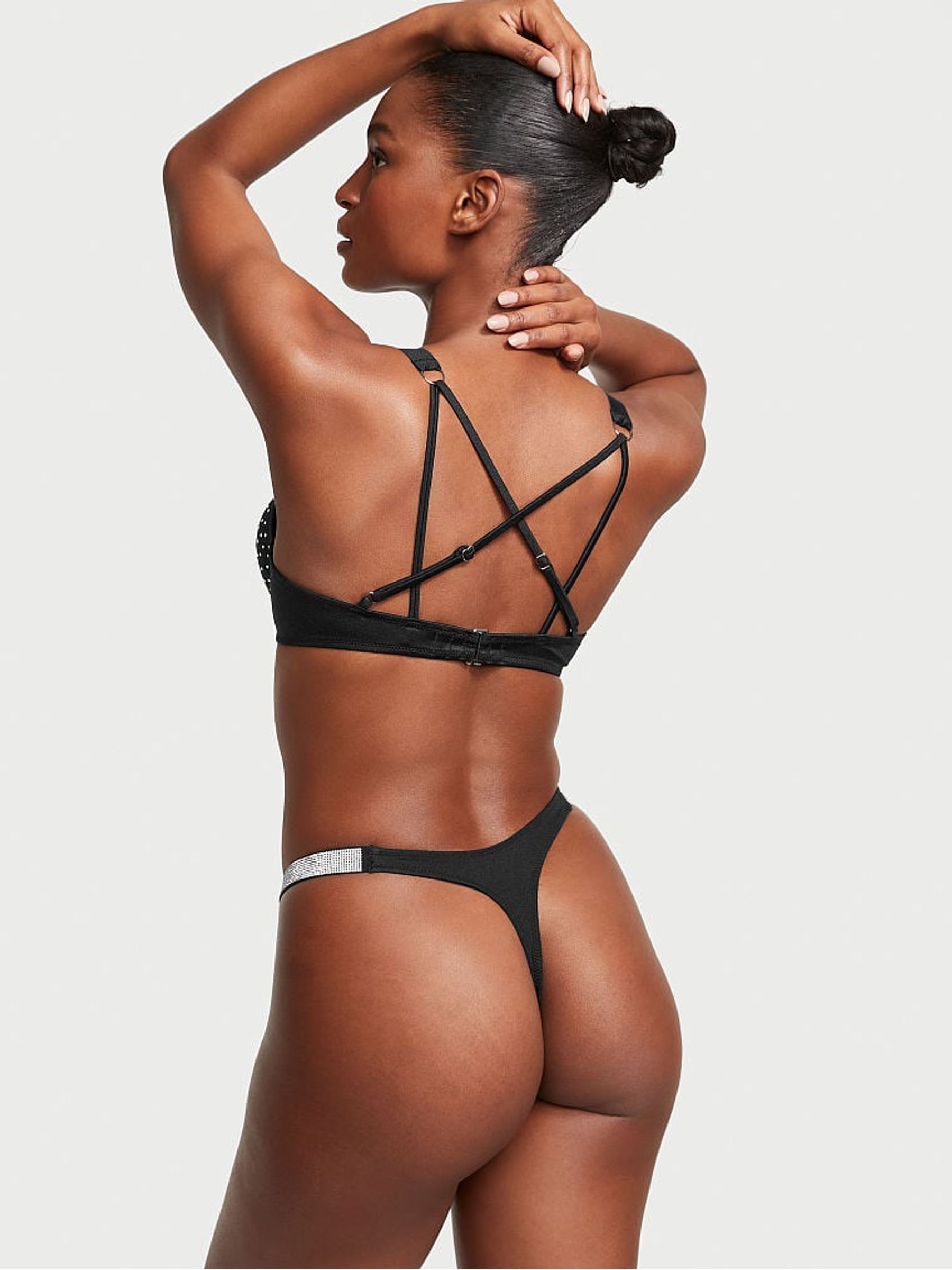 CERRIC STUD LINE UP BIKINI ブラック MUSINSA公式 | CERRIC STUD LINE UP BIKINI / BLACK