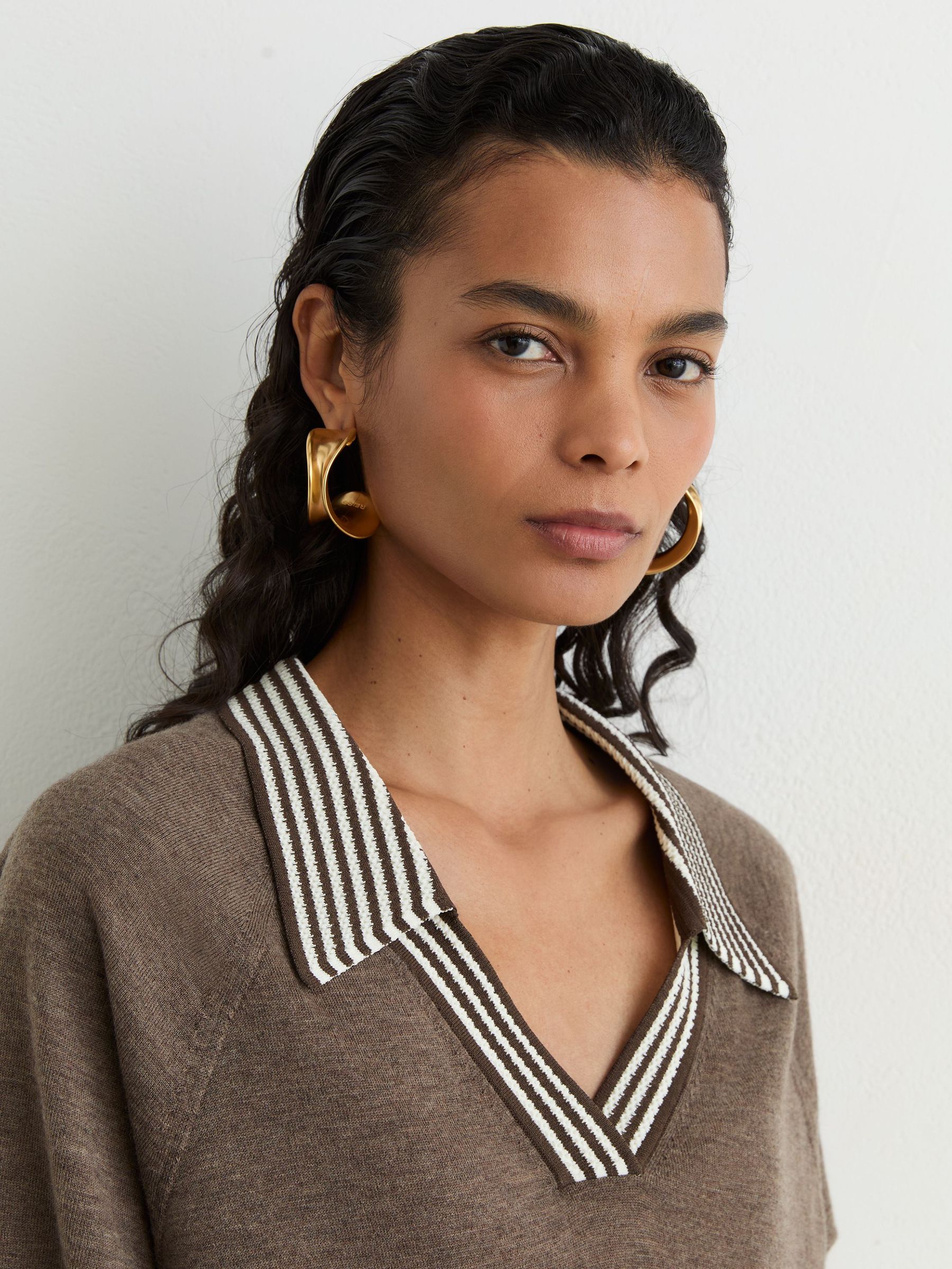 Wool Open-Collar Short-Sleeve Polo Shirt in Taupe Brown - Image 3 of 6