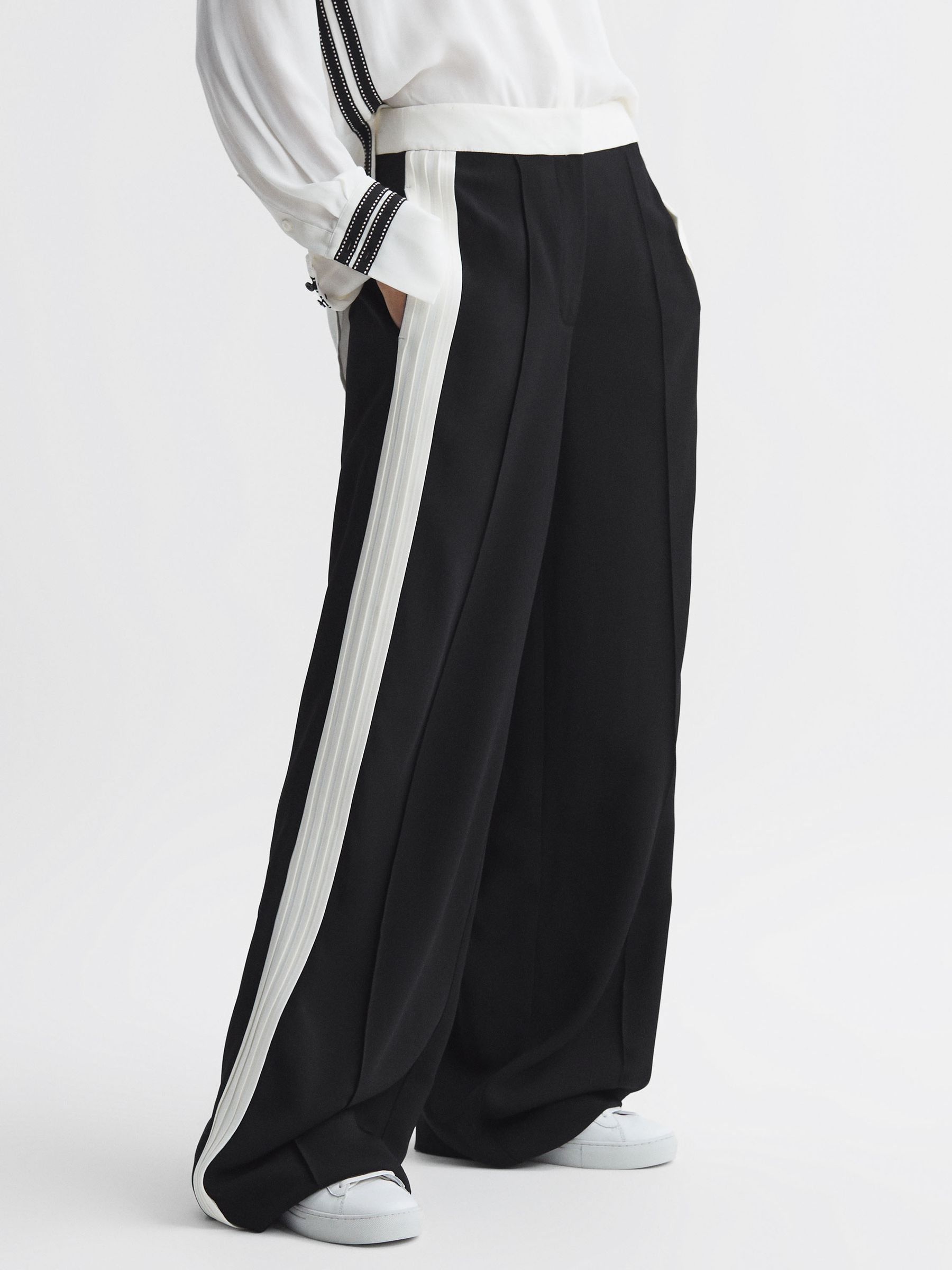 Contrast Waistband Pintuck Trousers in Black - Image 1 of 6