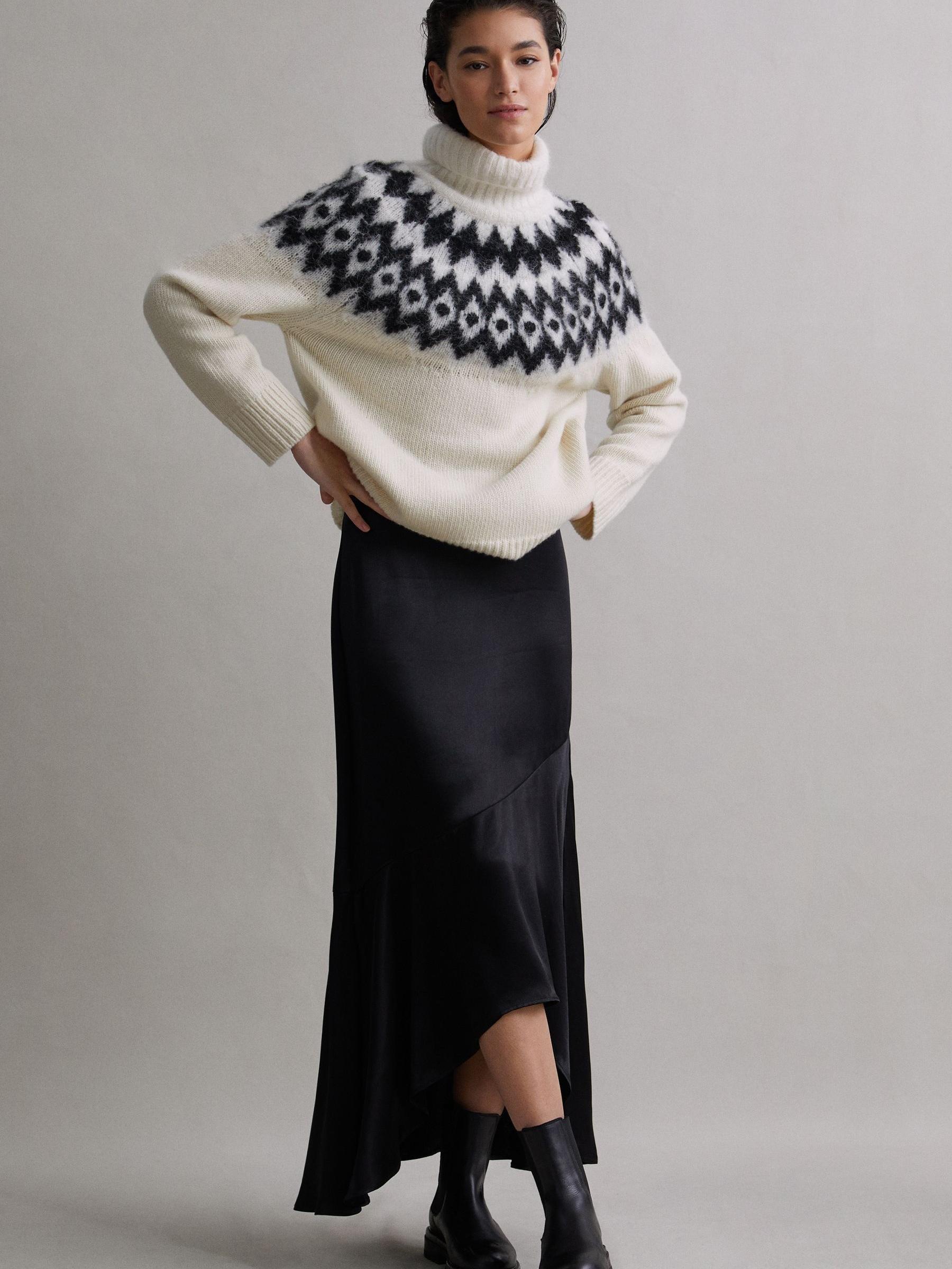 Wool-Cashmere Blend Fairisle Pattern Roll Neck Jumper in Cream/Black - Image 6 of 6