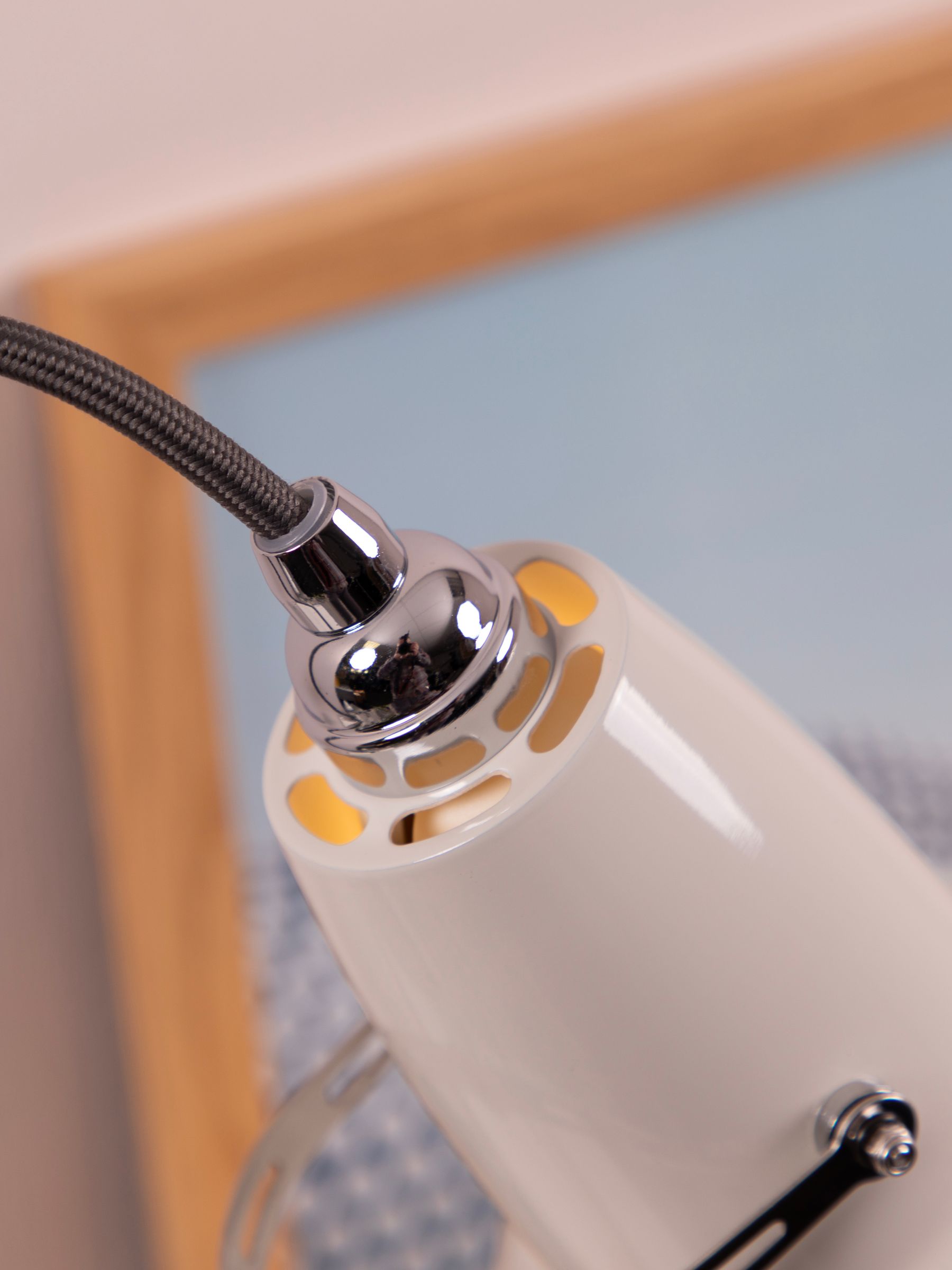 Anglepoise White Original 1227™ Mini Table Lamp - Image 3 of 7