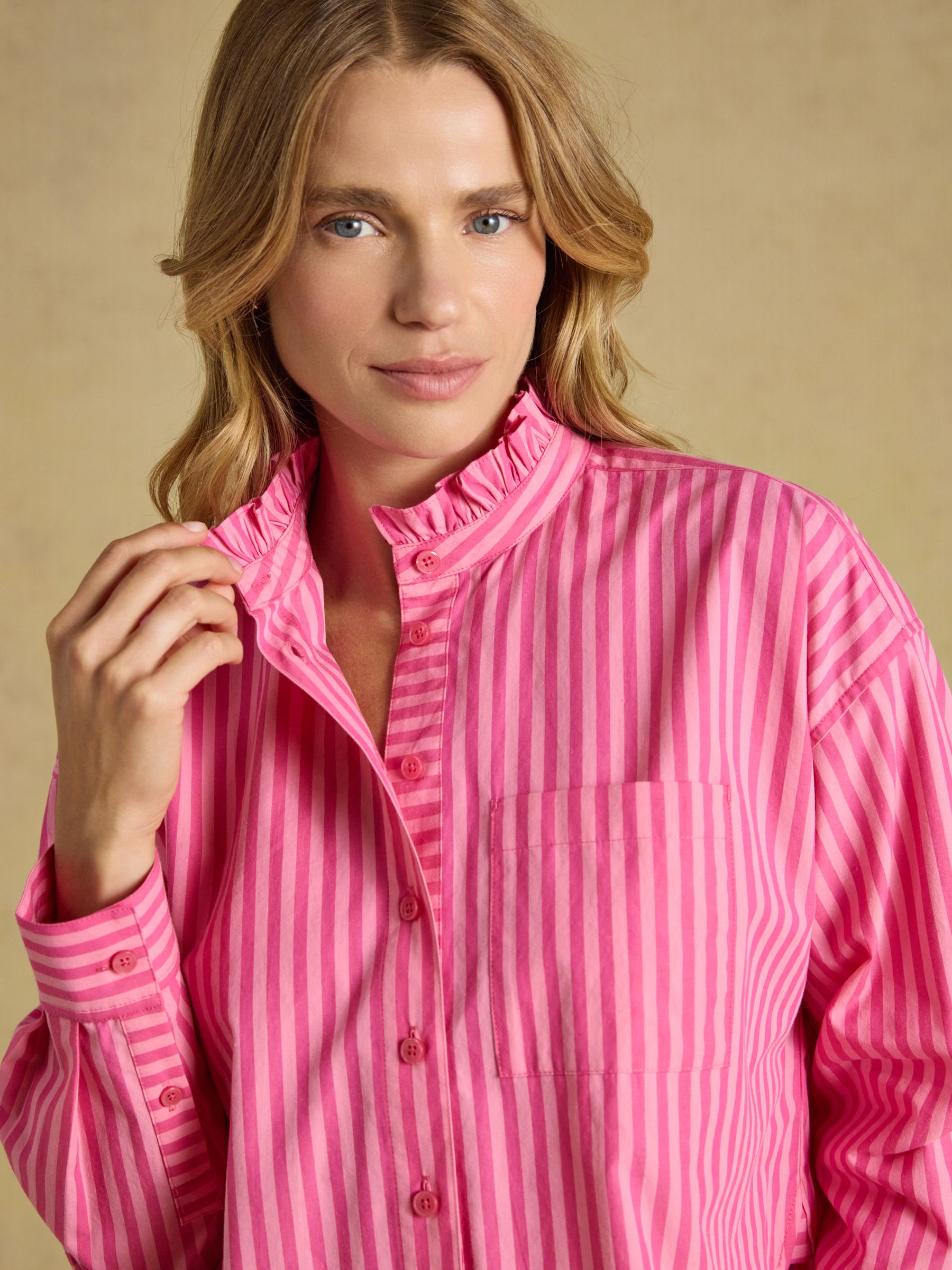 Cropped Poplin Pink Stripe Shirt - Image 4 of 7