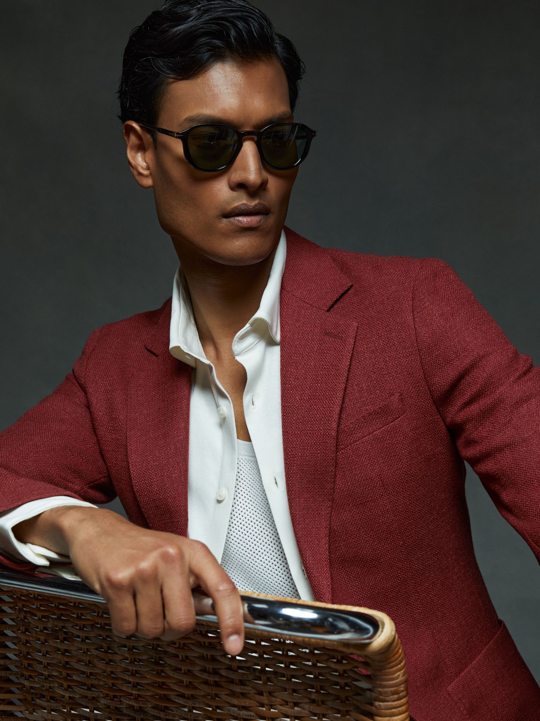 Single-Breasted Wool Blend Blazer Slim Fit in Rust Red - Image 5 of 7