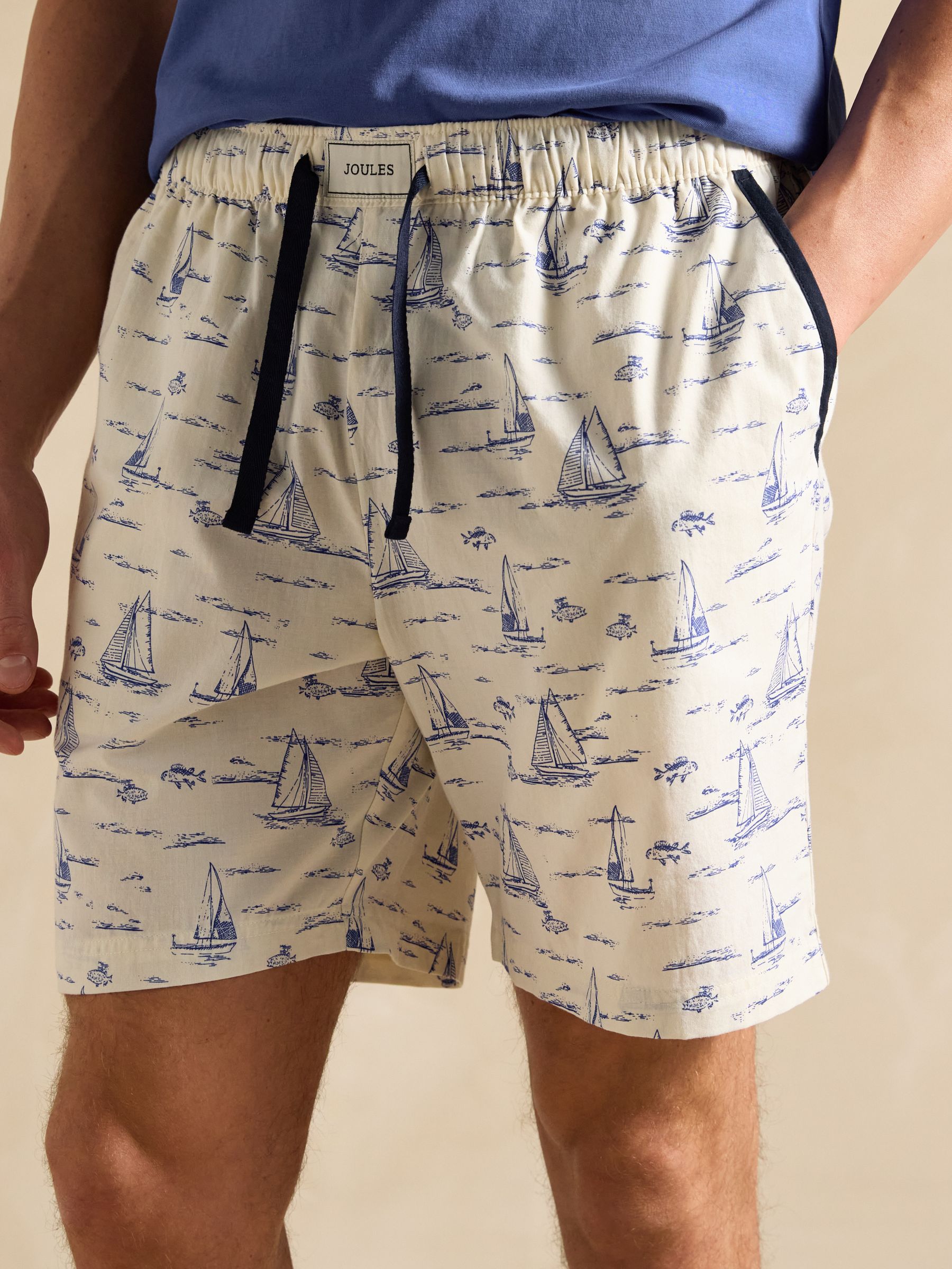 Harford Blue Toile de Jouy Short Sleeve Top & Pyjama Set With Packable Travel Bag - Image 5 of 8