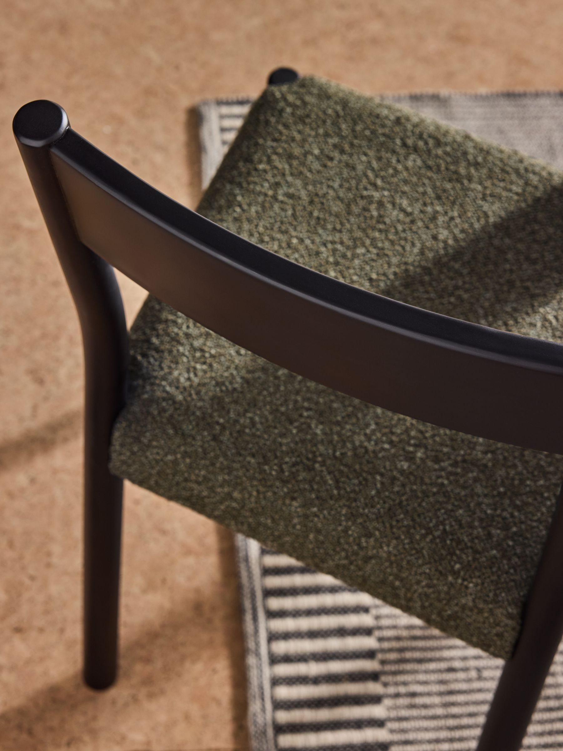 Set of 2 Rhye Dining Chair in Black and Green Boucle - Image 3 of 5