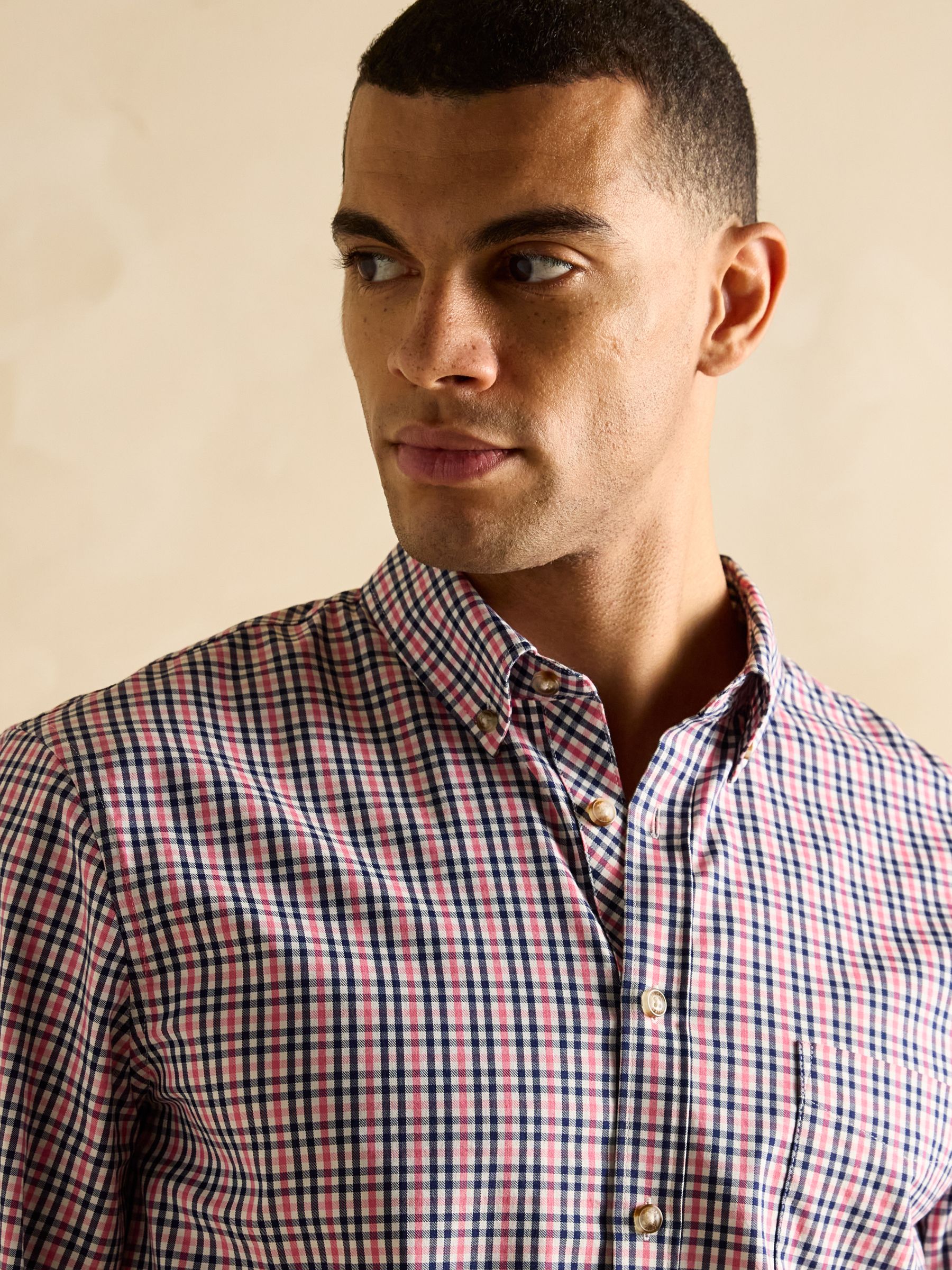 Get A Move On Red Stretch Shirt - Image 5 of 7