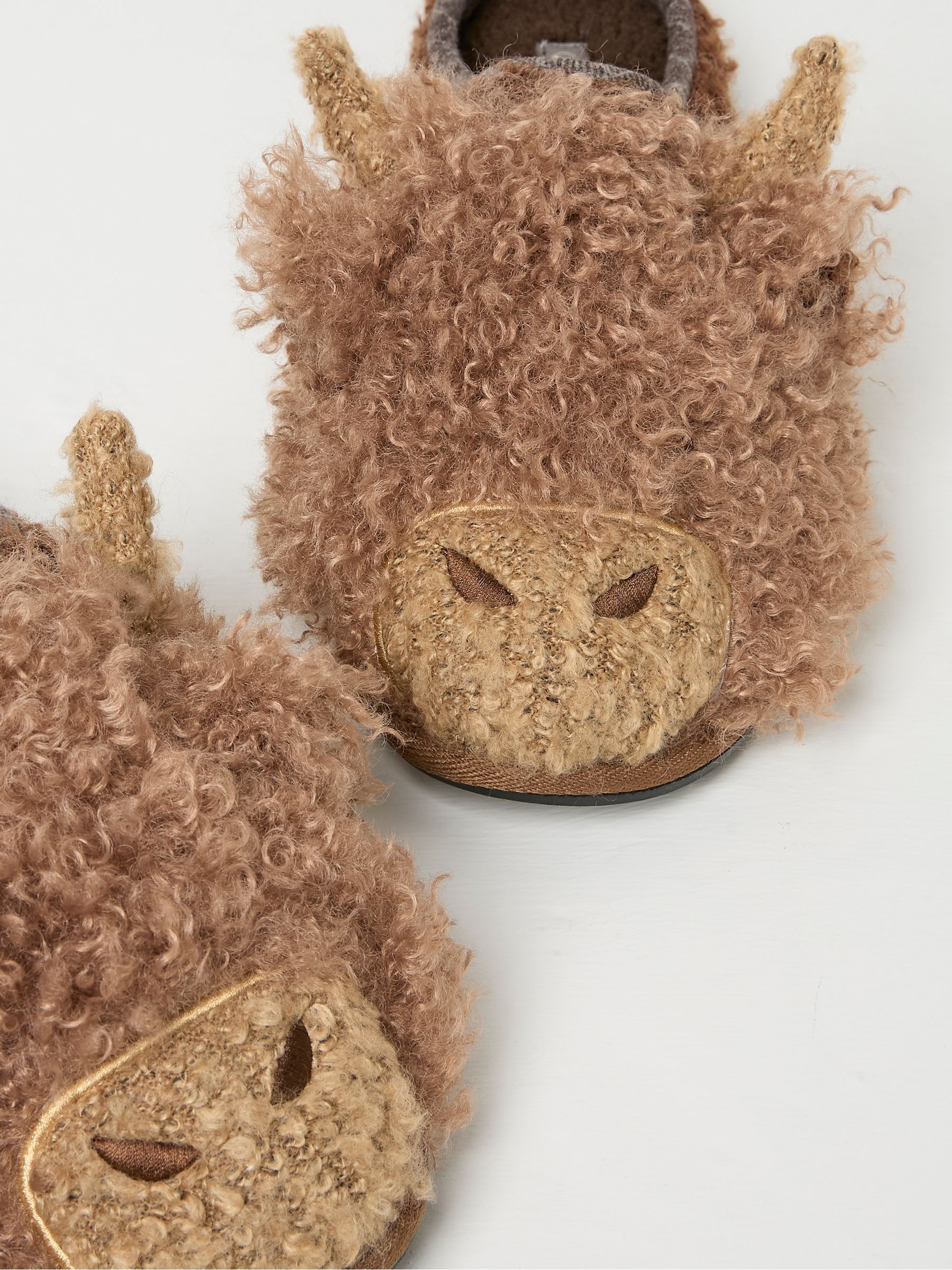 Hamish Brown Highland Cow Slippers - Image 2 of 2