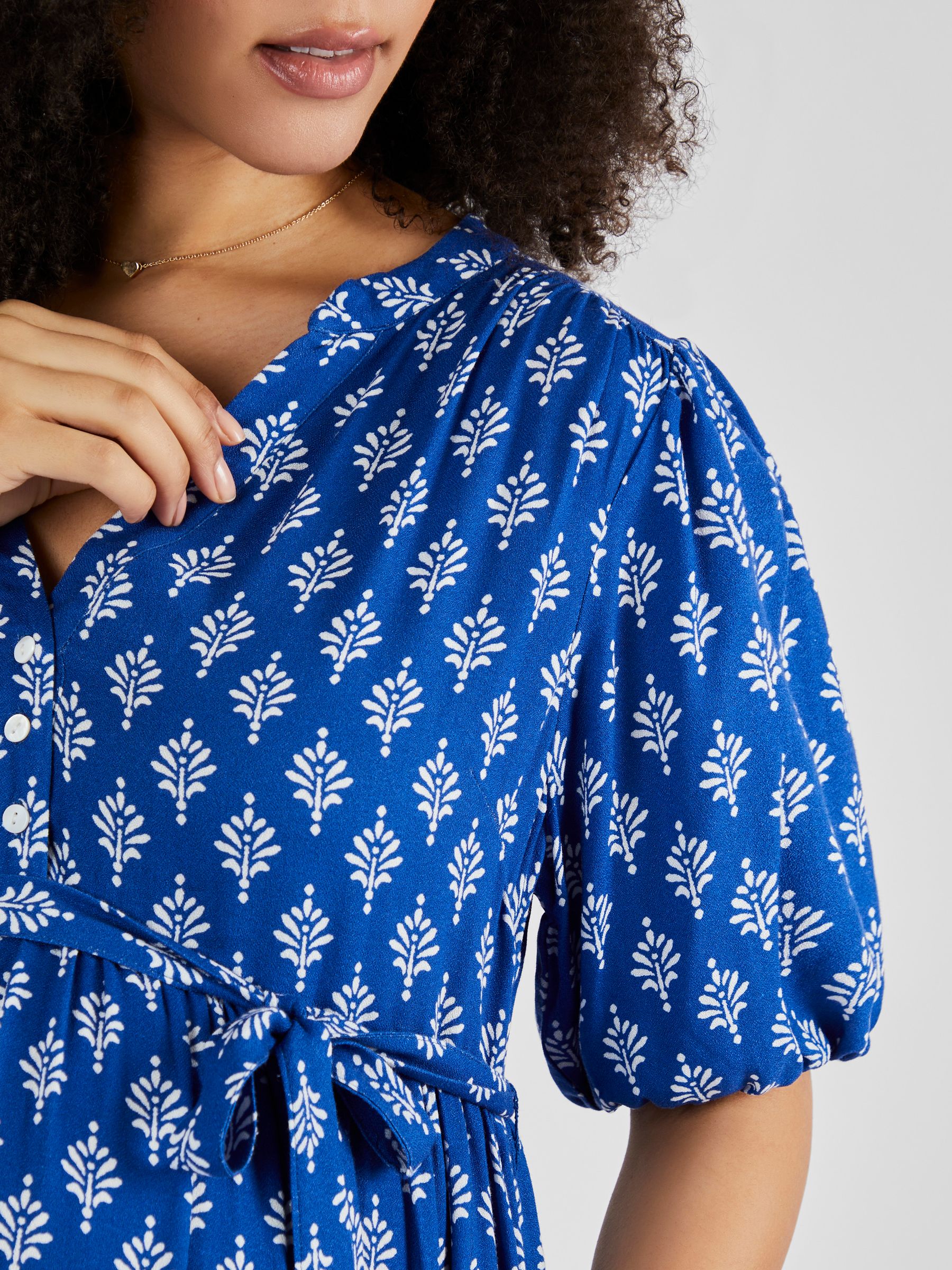 Batik Print Summer Maternity Dress in Navy - Image 5 of 5