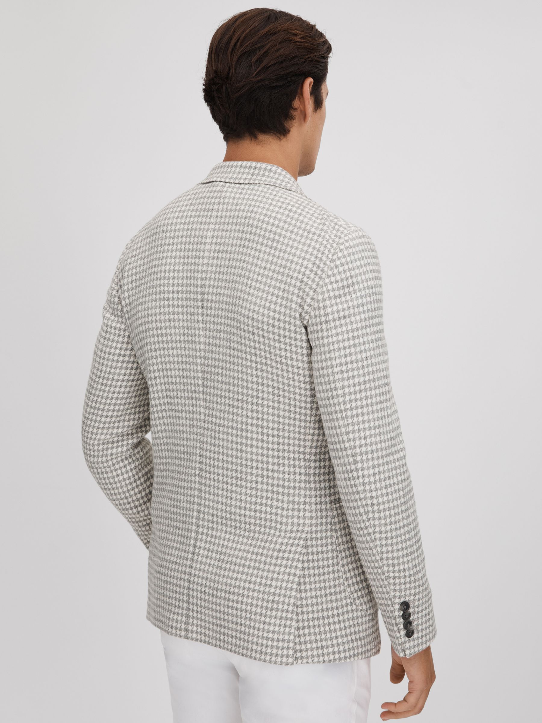 Slim Fit Wool Blend Single Breasted Blazer in Soft Grey - Image 5 of 8