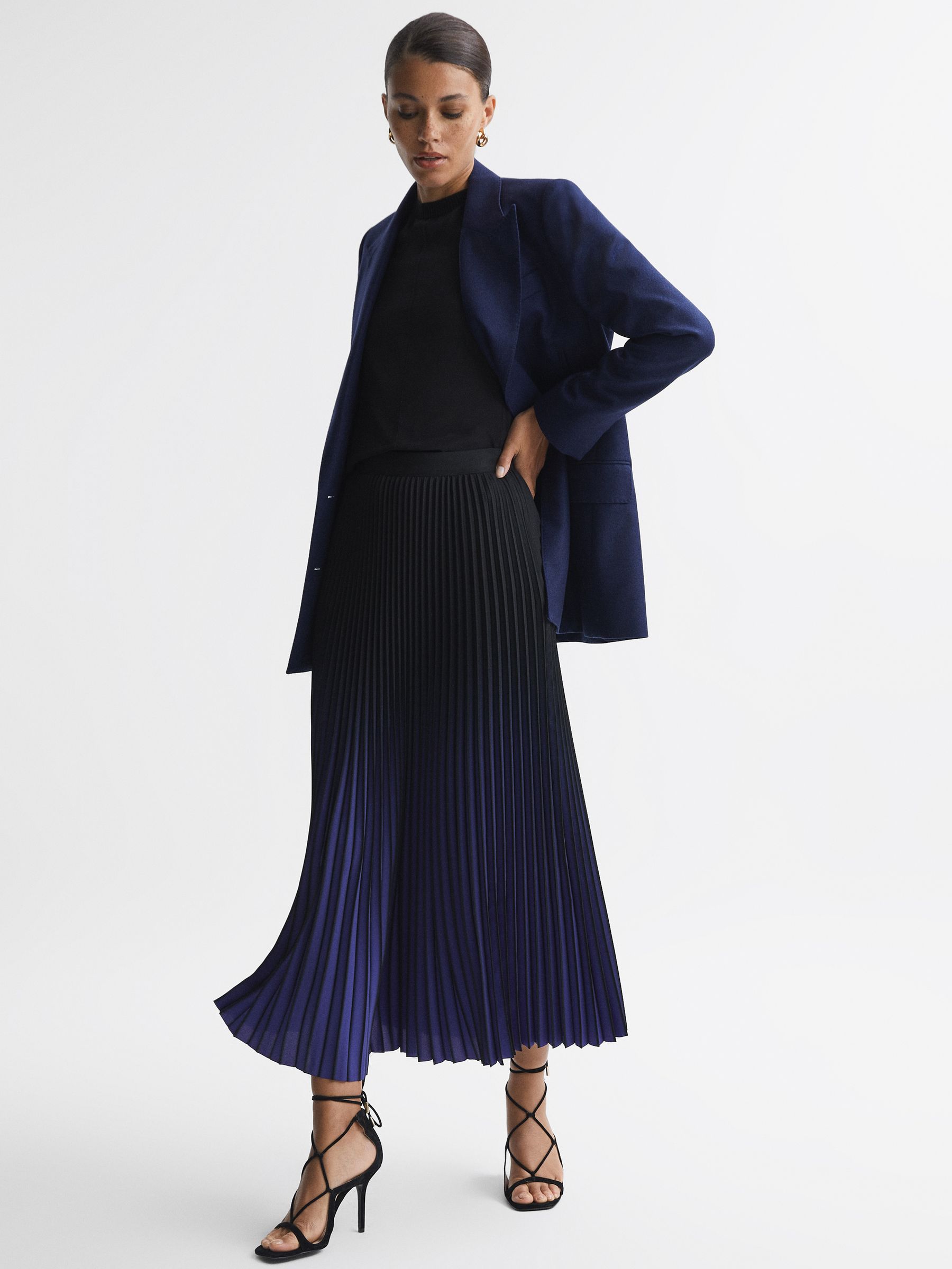【海外限定】REISSスカート☆Black/Pink Marlie Petite Ombre Pl Reiss Marlie Ombre Pleated Skirt In Cream/black | ModeSens