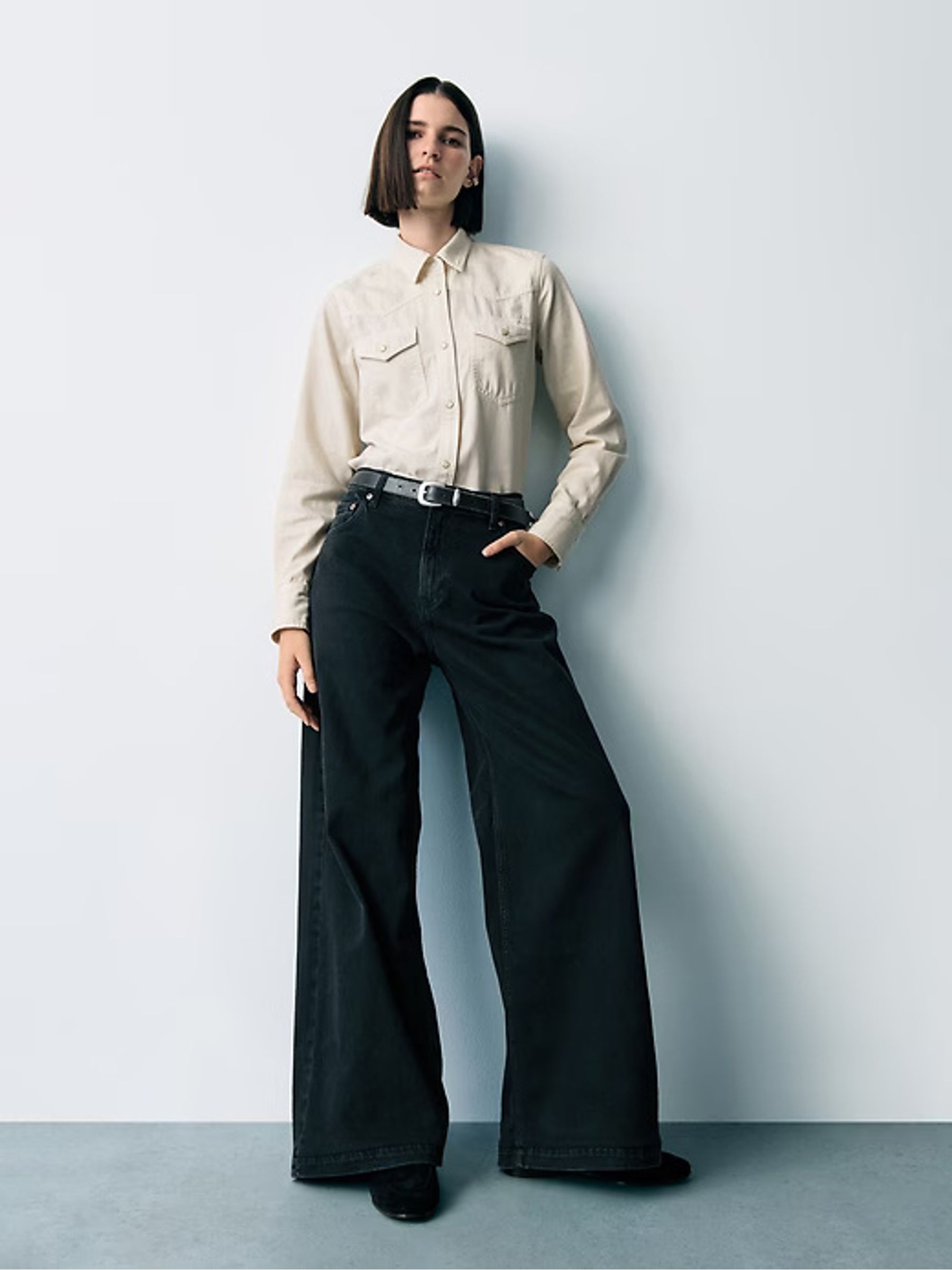 Black High Waisted Stride Wide-Leg Jeans - Image 9 of 11