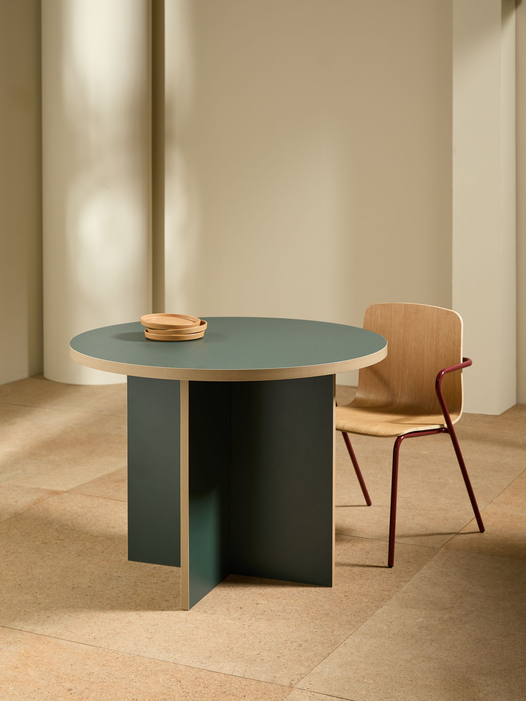 Zayla Round Fixed Dining Table in Dark Green - Image 2 of 6
