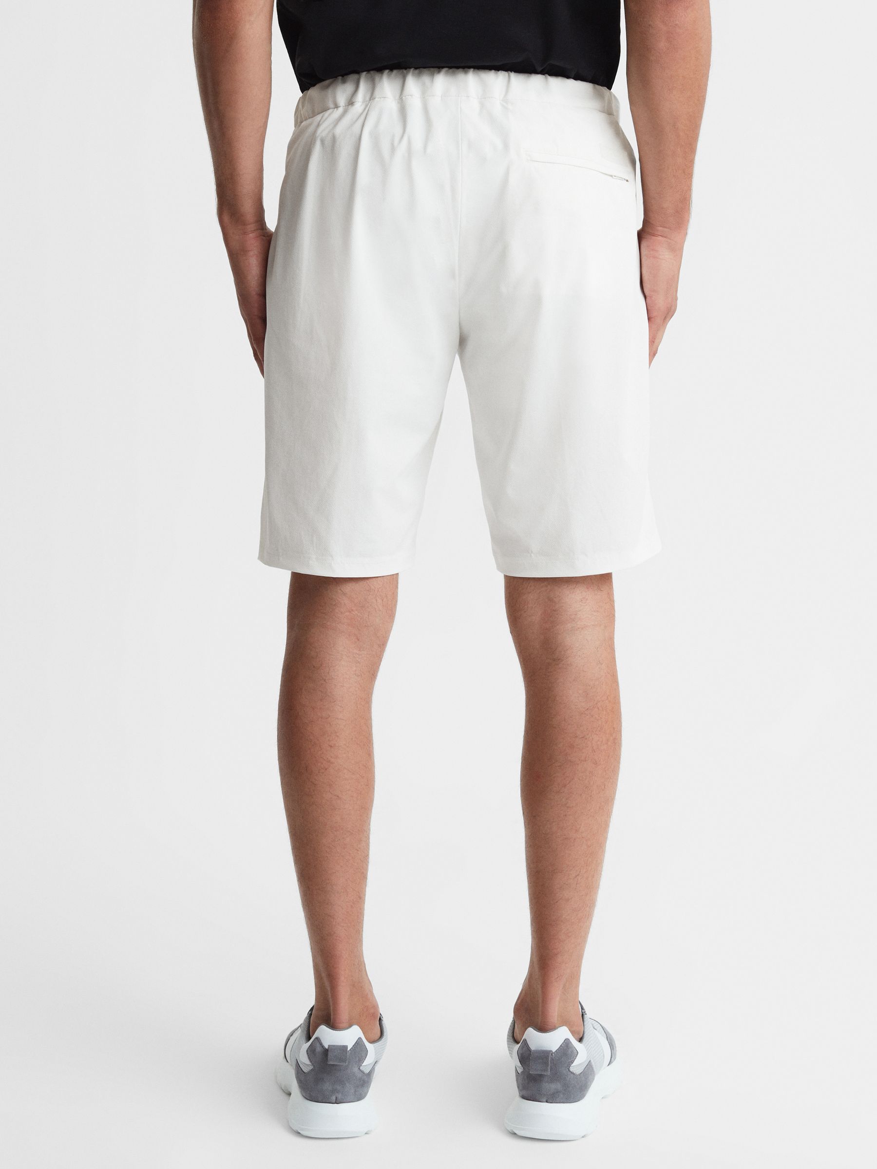 Relaxed Fit Golf Performance Shorts in White - Image 5 of 5