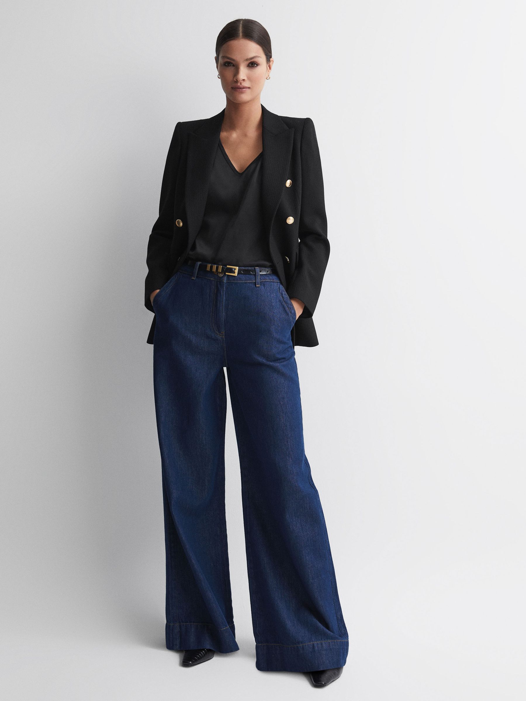 Silk-Front V-Neck T-Shirt in Black - Image 3 of 4