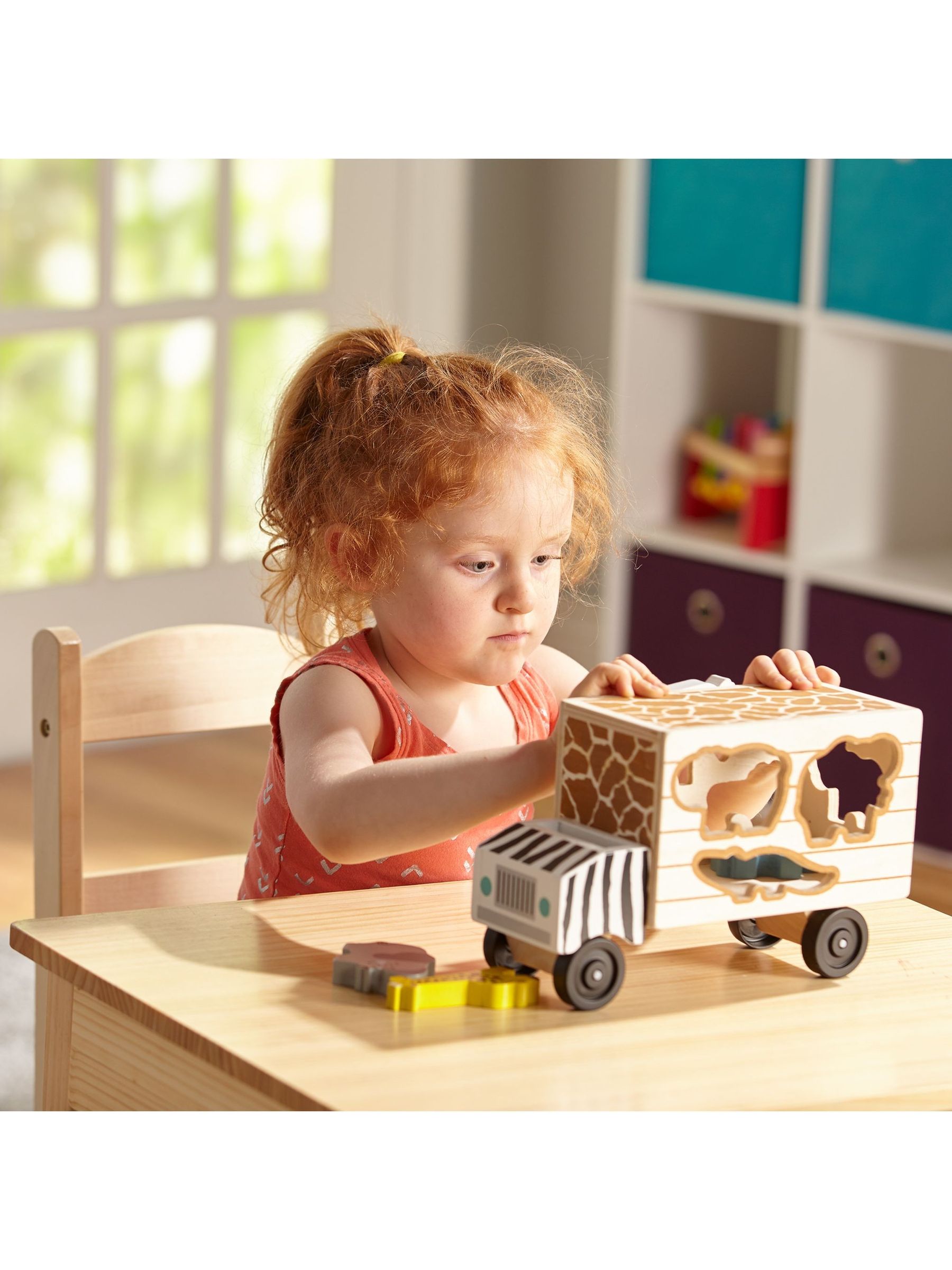 Melissa & Doug Safari Animal Rescue Truck - Image 4 of 9