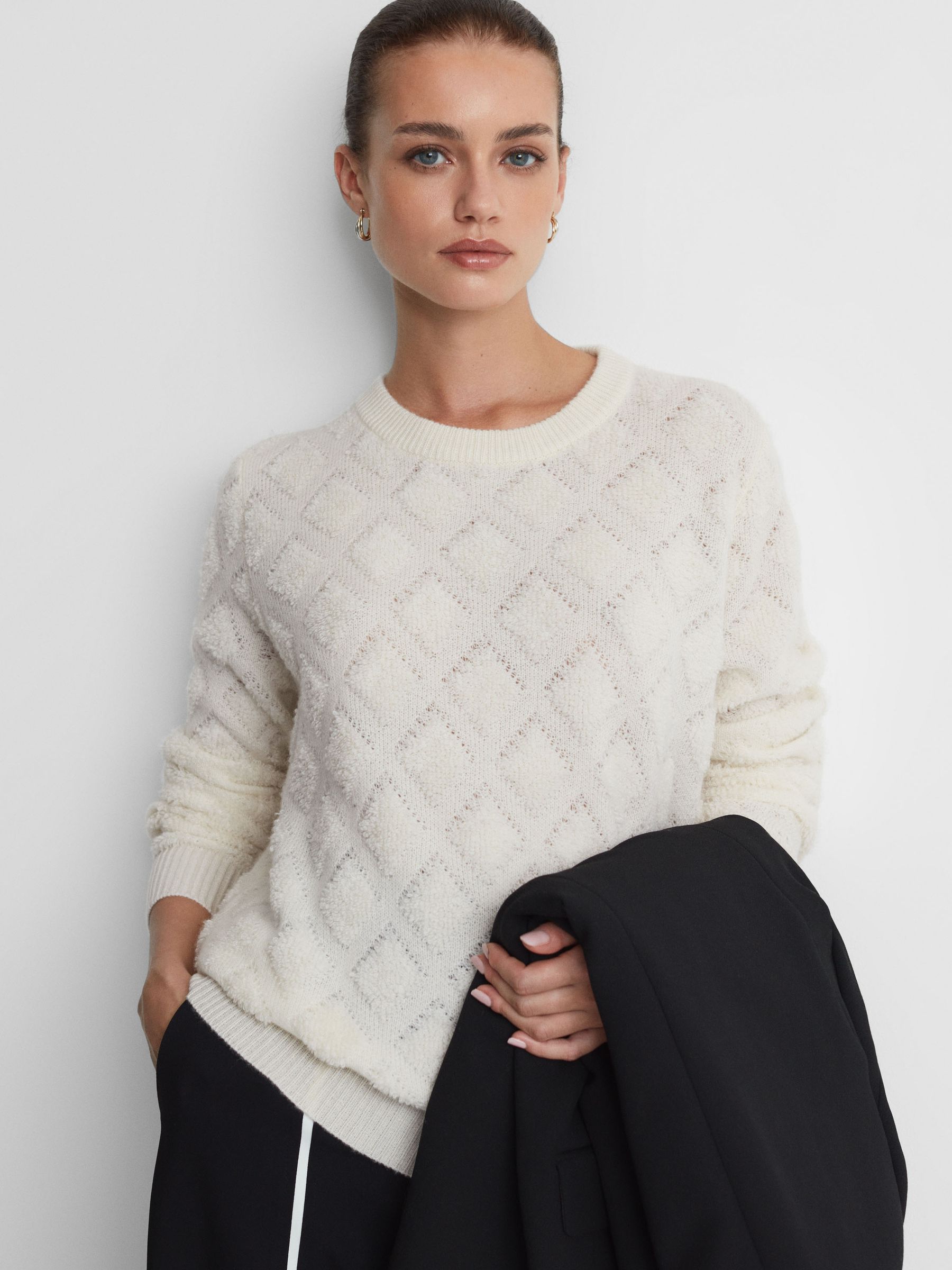 Madeleine Thompson Wool-Cashmere Textured Crew Neck Jumper in Cream - Image 4 of 5