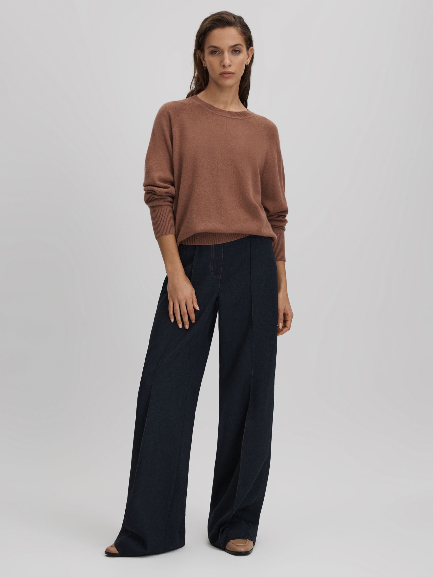 Oversized Wool Blend Crew Neck Jumper in Dusty Pink - Image 6 of 7