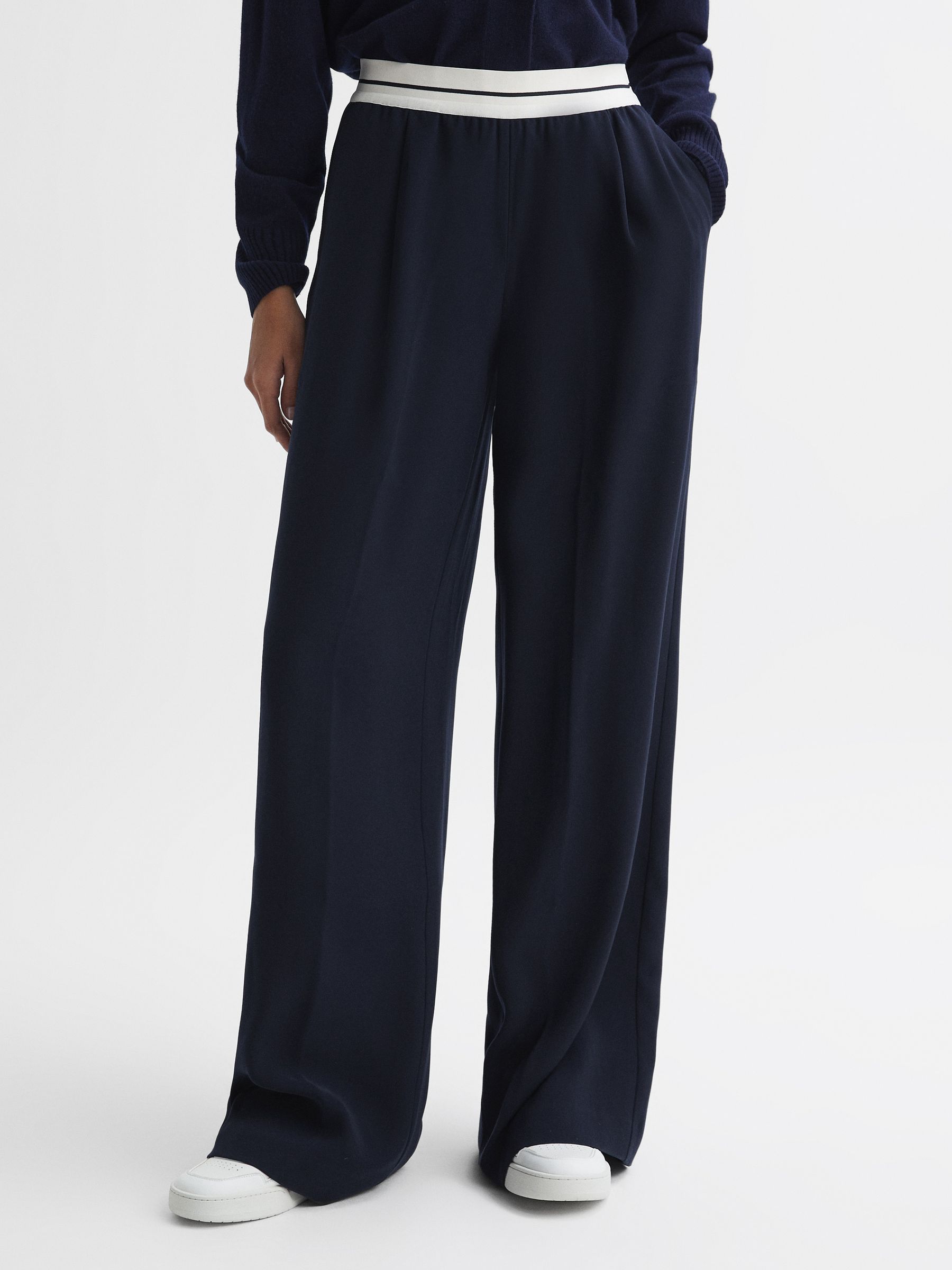 Petite Wide Leg Elasticated Trousers in Navy - Image 3 of 7