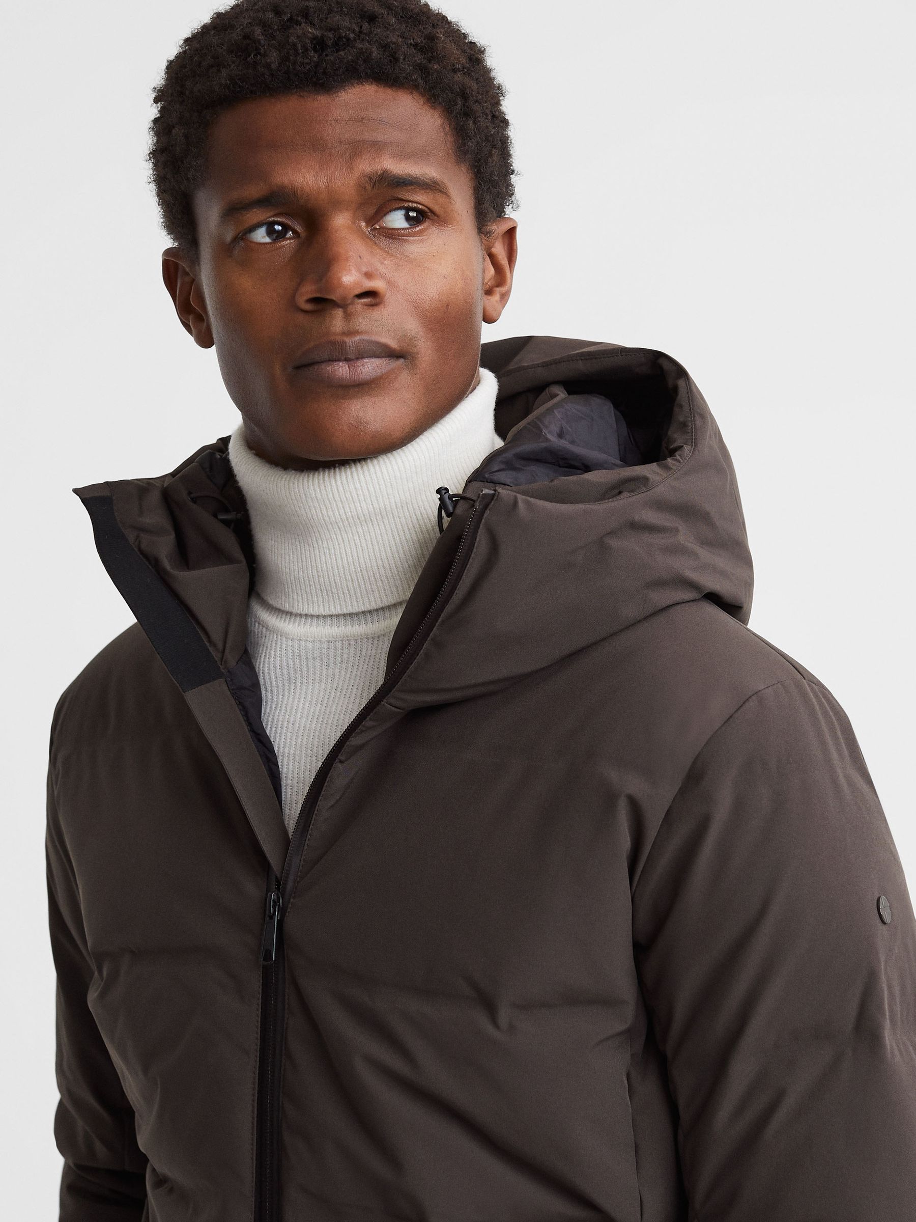 Scandinavian Edition Hooded Puffer Jacket in Dark Brown - Image 4 of 6