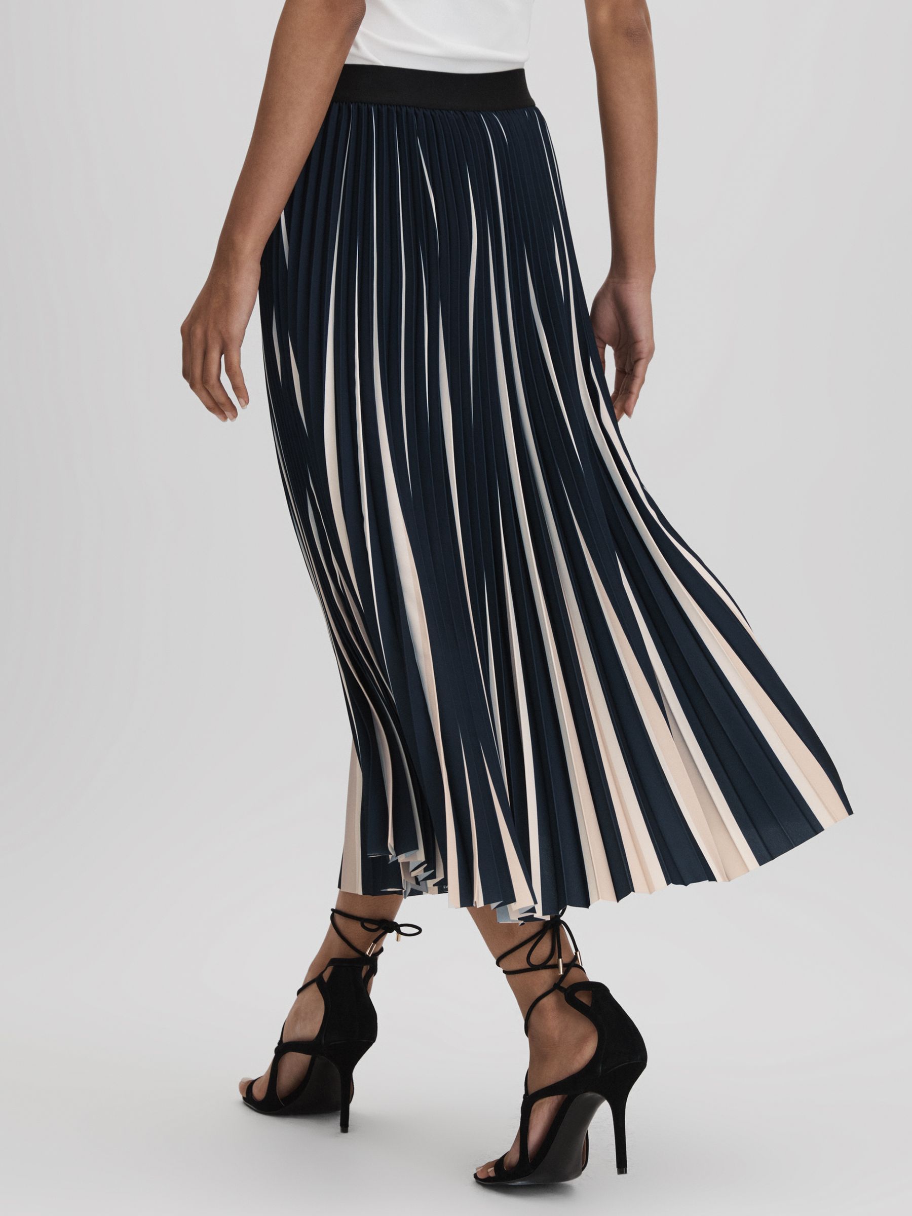 Pleated Striped Midi Skirt in Navy/Cream - Image 5 of 6