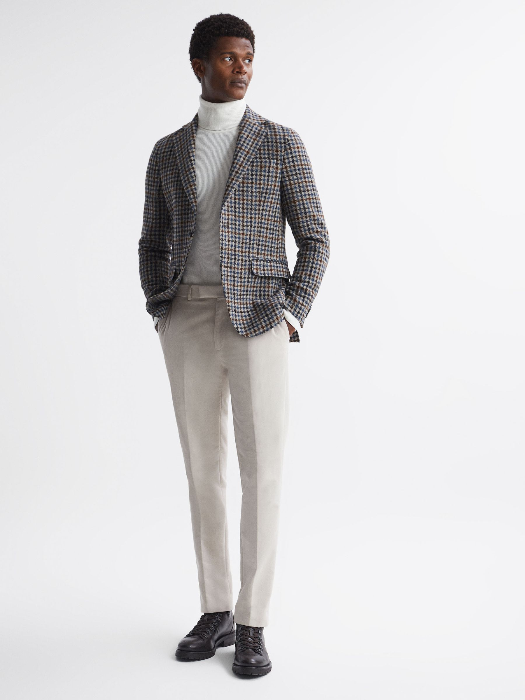 Oscar Jacobson Wool Single Breasted Blazer in Blue Moon - Image 3 of 8