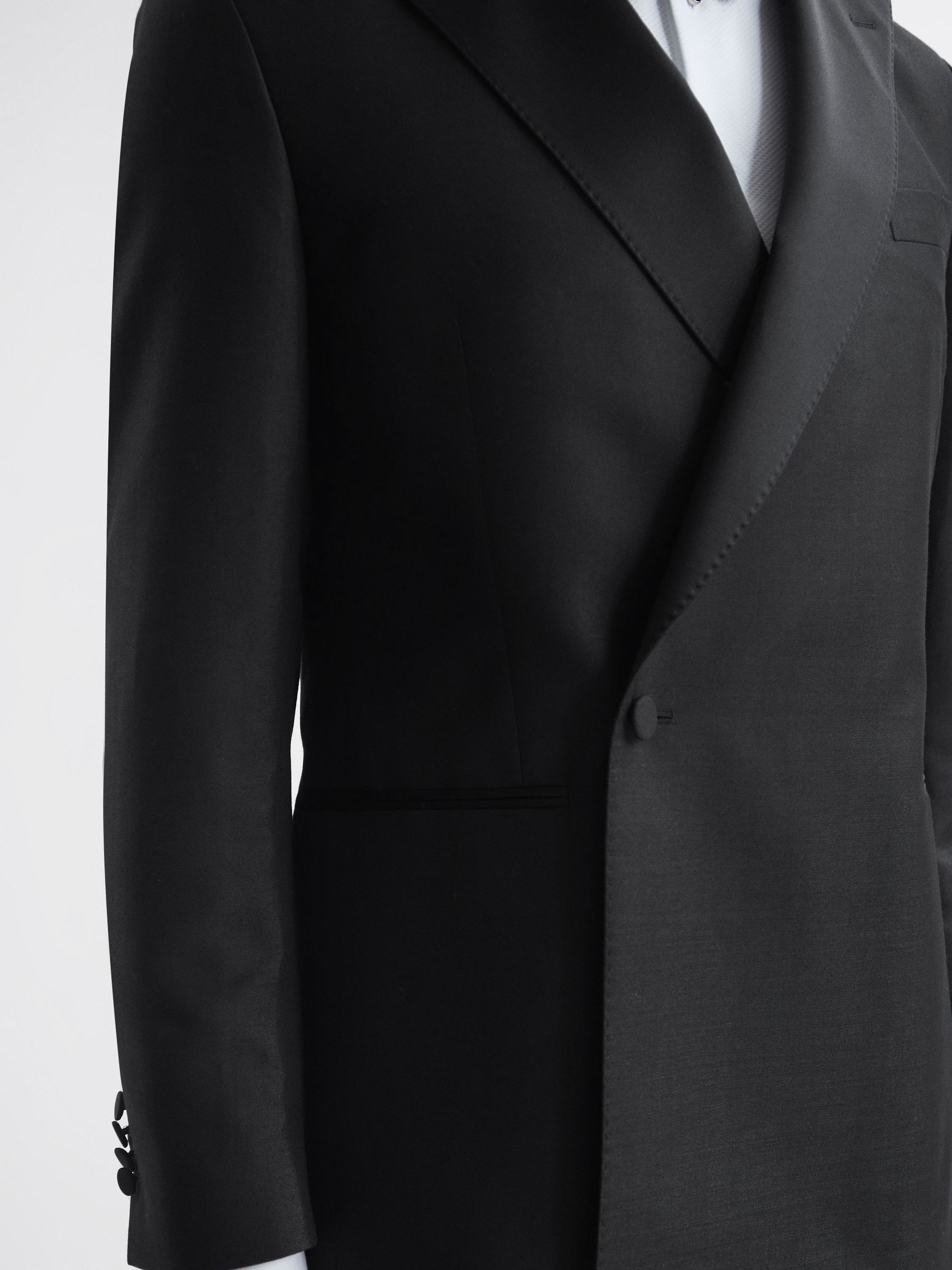Plain Oscar Jacobson Double Breasted Blazer in Black - Image 4 of 8