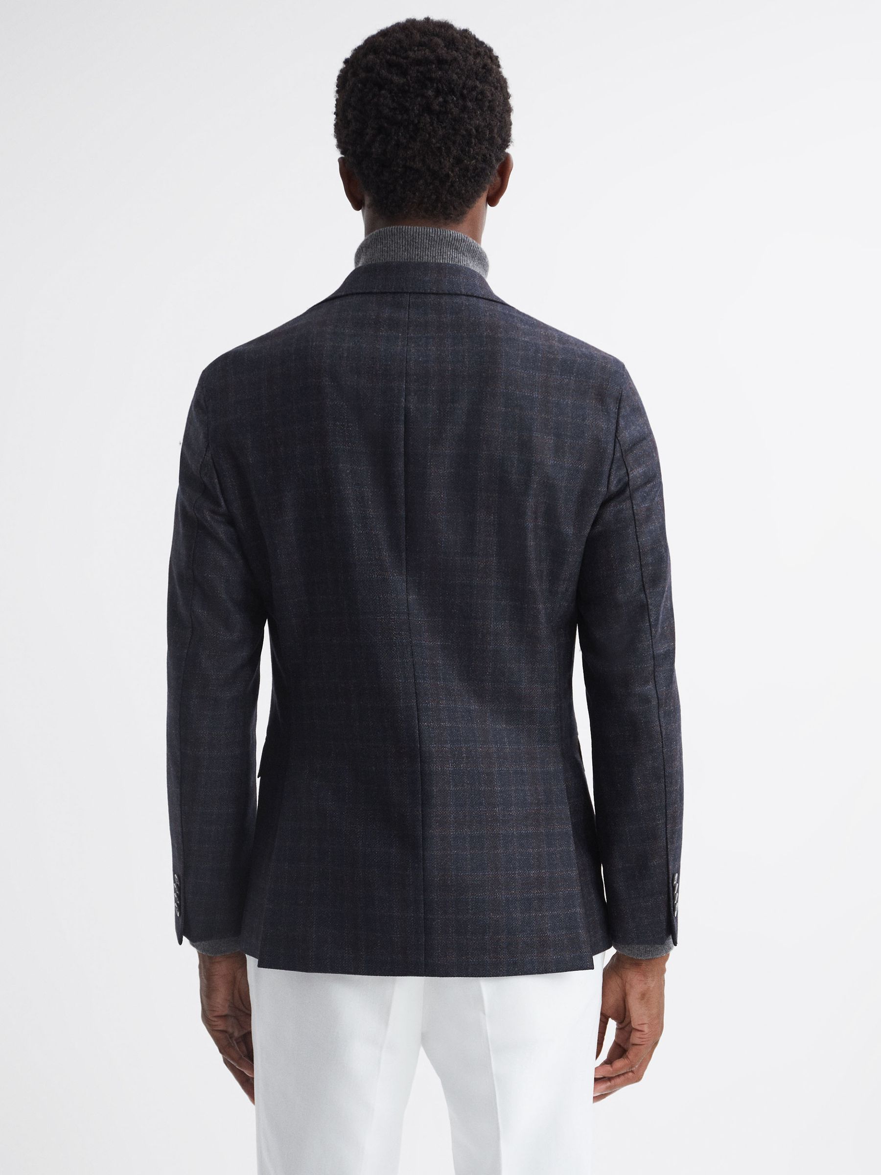 Oscar Jacobson Wool Single Breasted Blazer in Navy - Image 5 of 8