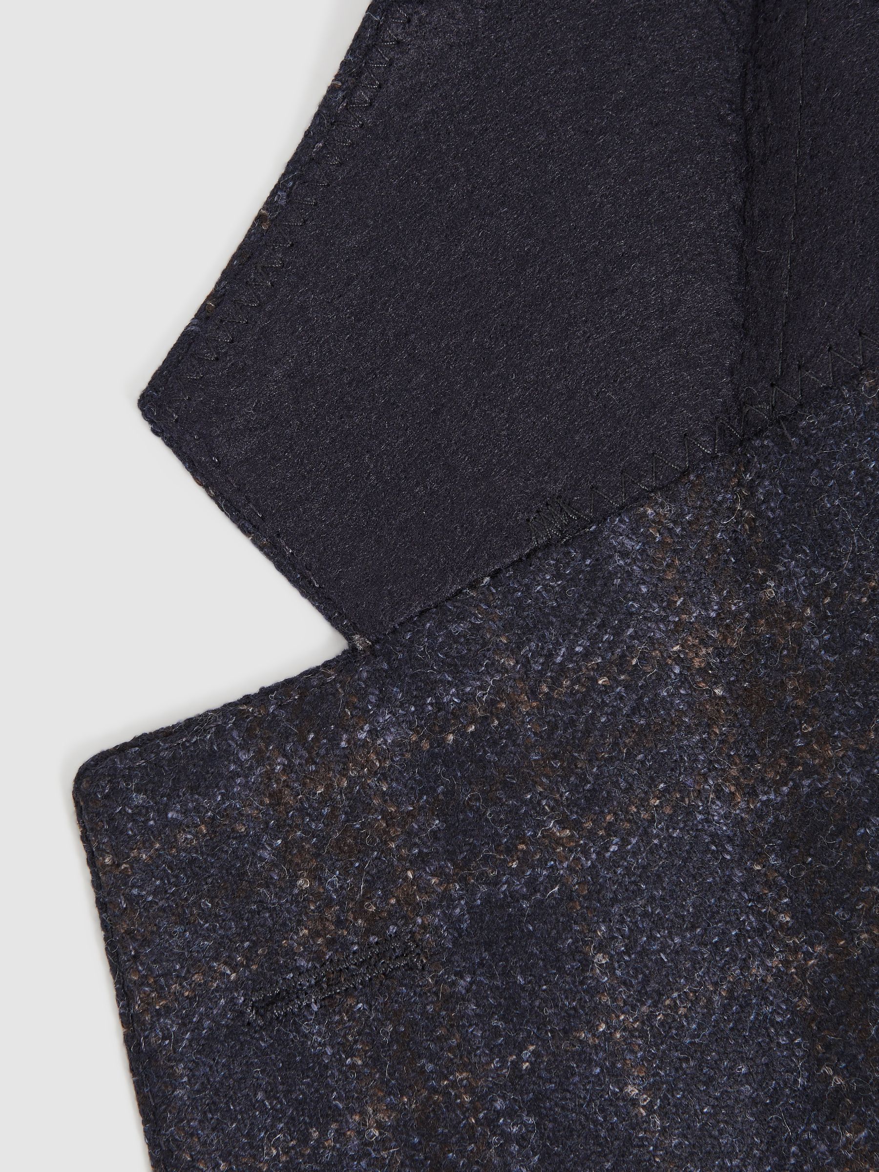 Oscar Jacobson Wool Single Breasted Blazer in Navy - Image 8 of 8
