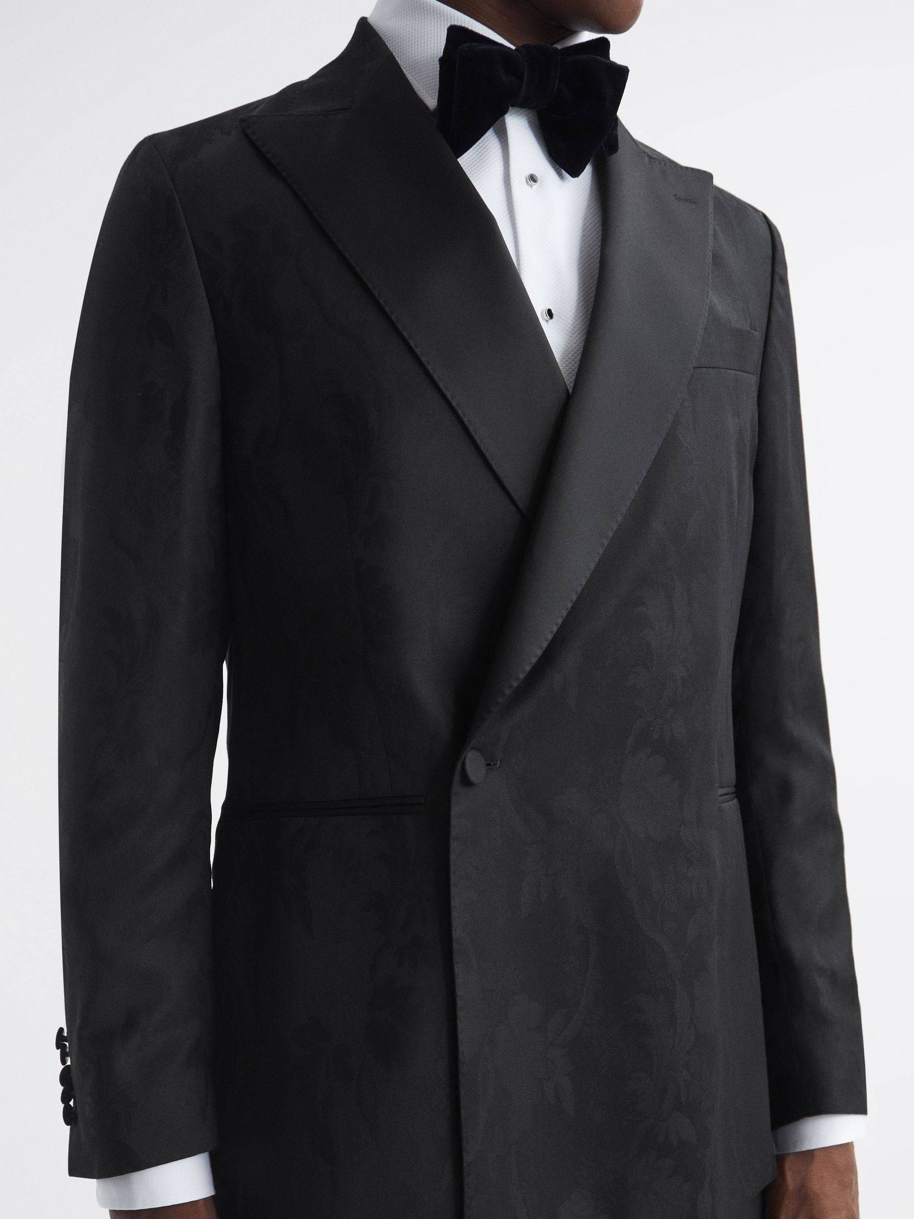 Jacquard Oscar Jacobson Double Breasted Blazer in Black - Image 4 of 9