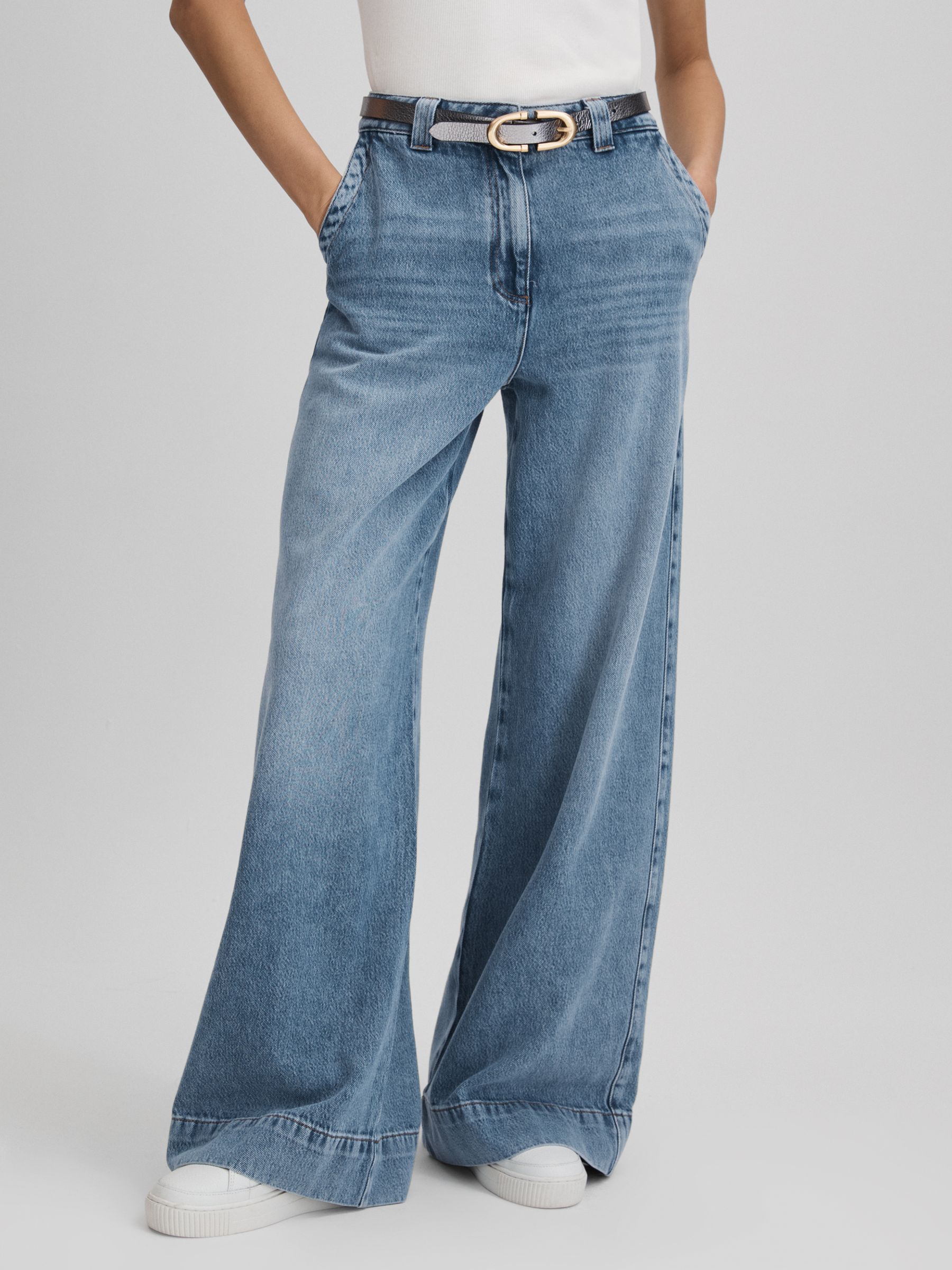 Horseshoe Belt in Silver - Image 2 of 5