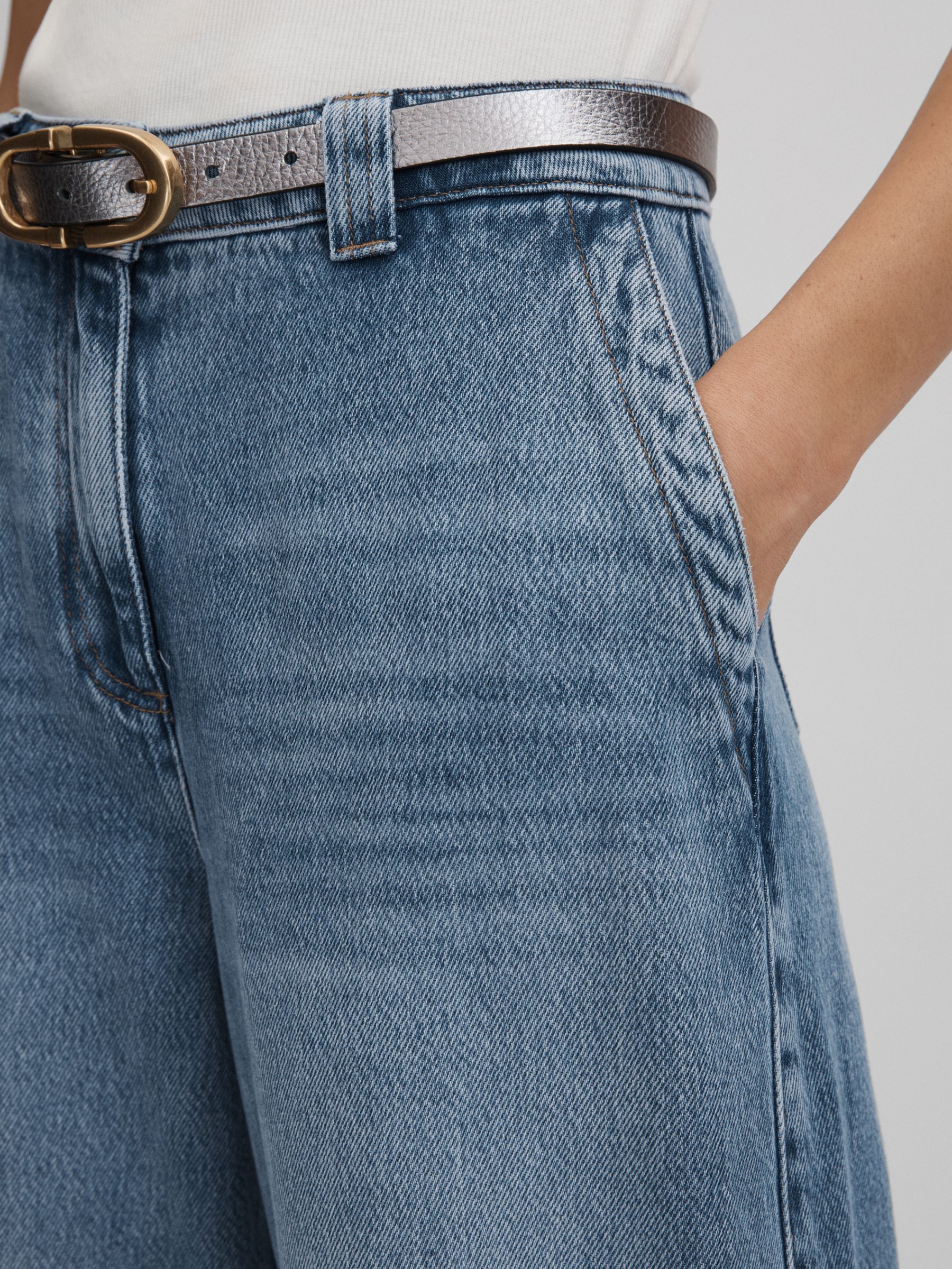 Horseshoe Belt in Silver - Image 3 of 5