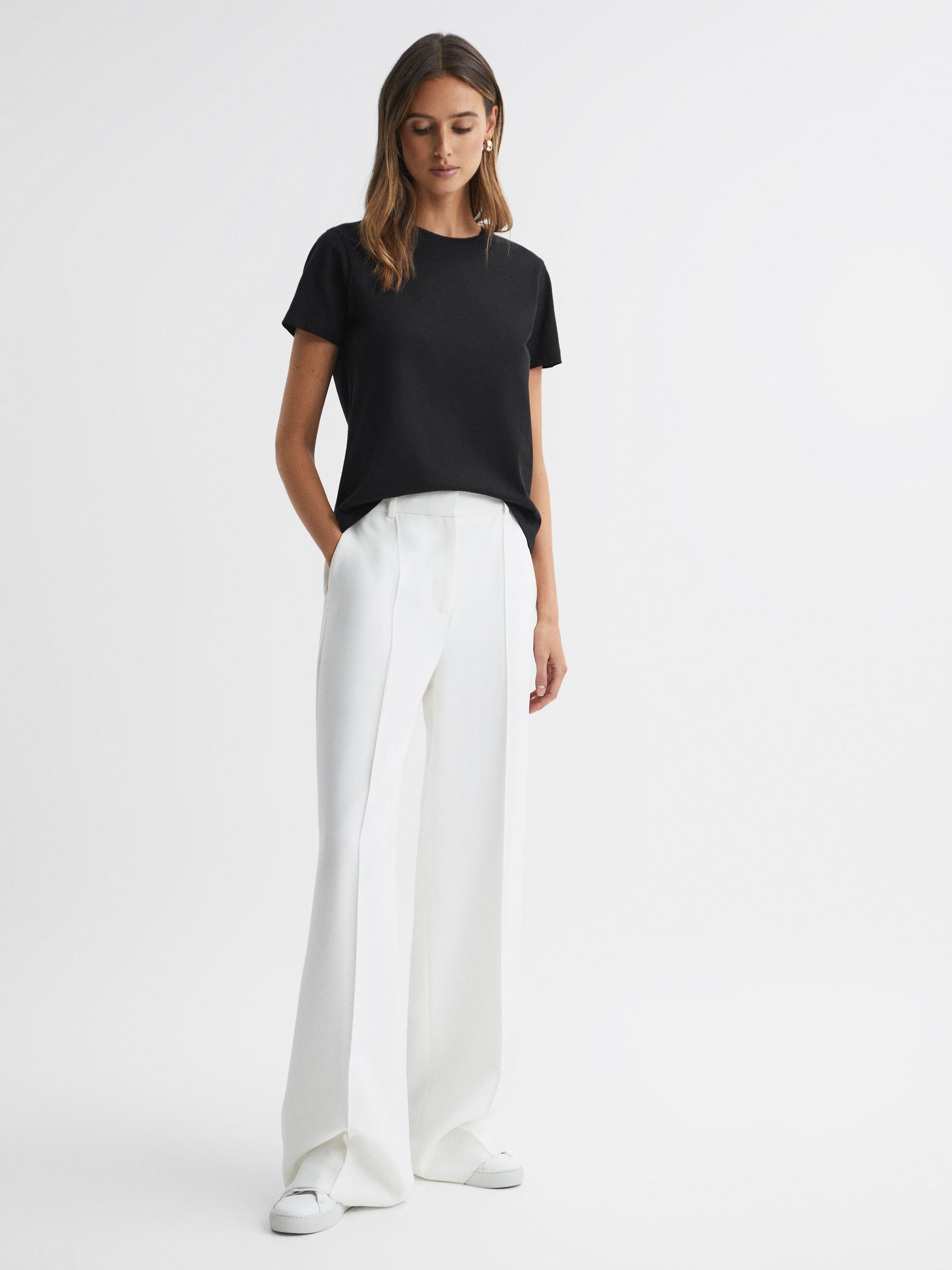 Cotton Crew Neck T-Shirt in Black - Image 3 of 5