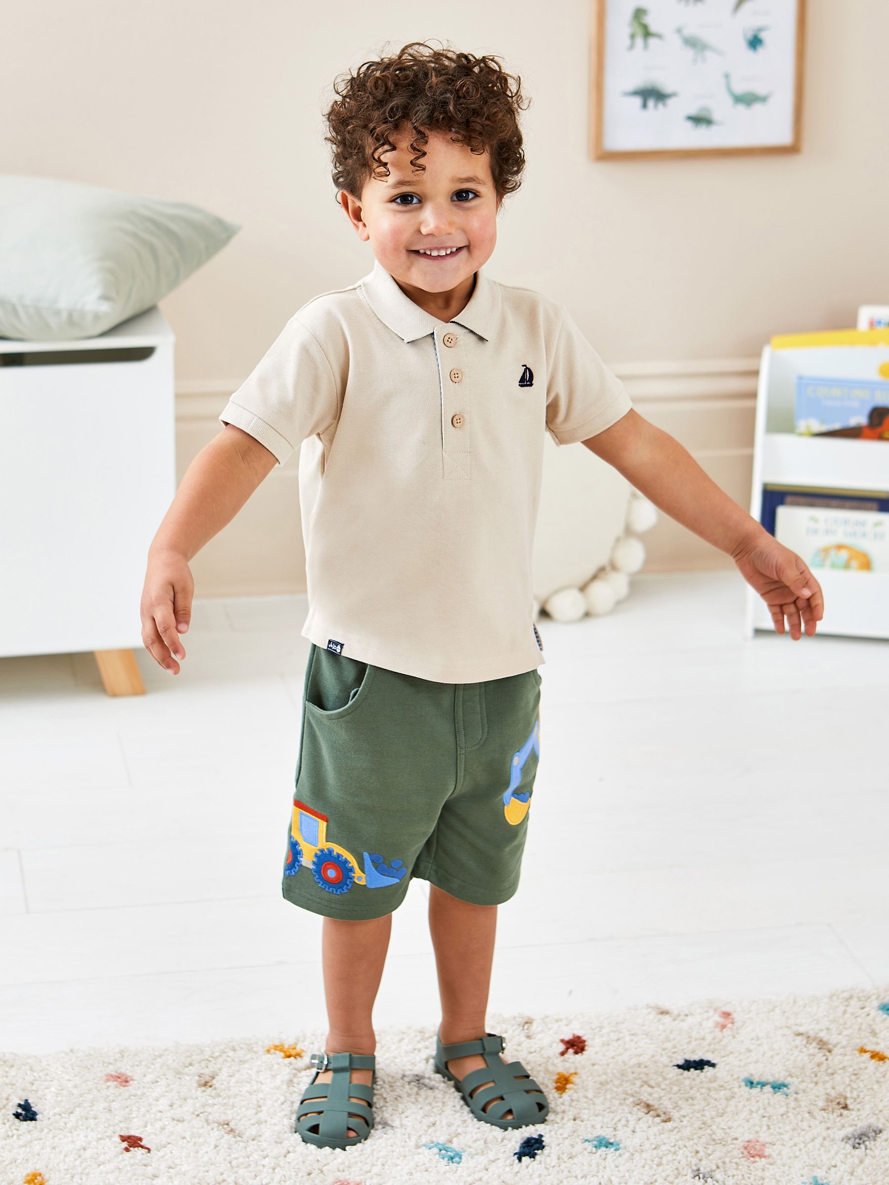 Khaki Green Digger Appliqué Pet in Pocket Shorts - Image 1 of 6