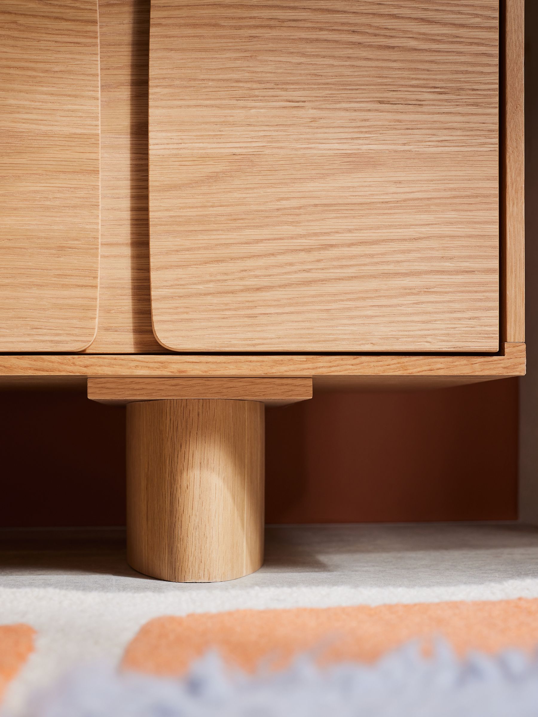 Cory Chest of 6 Drawer Drawers in Oak - Image 2 of 4