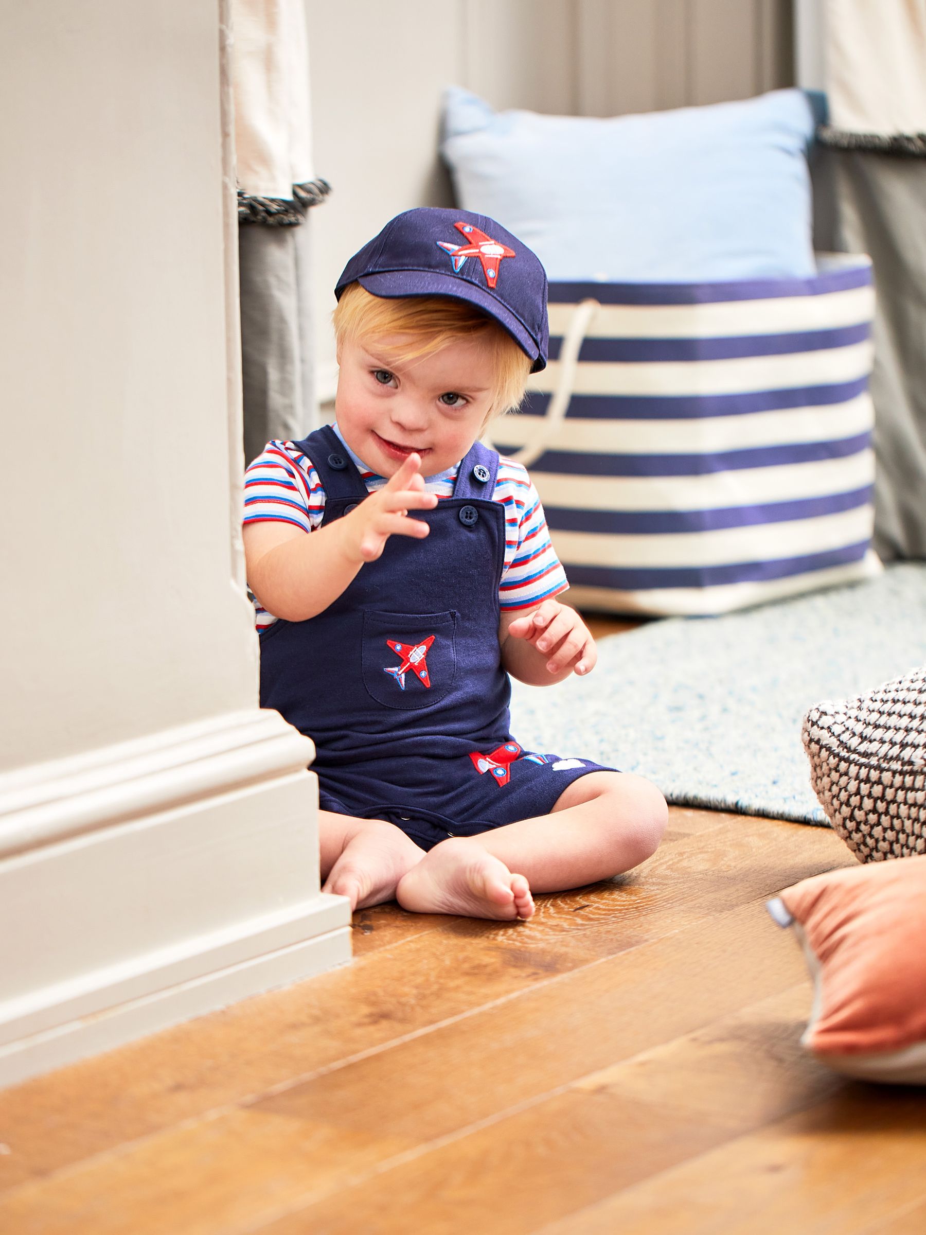 2-Piece Red Arrows Dungarees & T-Shirt Set in Navy - Image 5 of 8