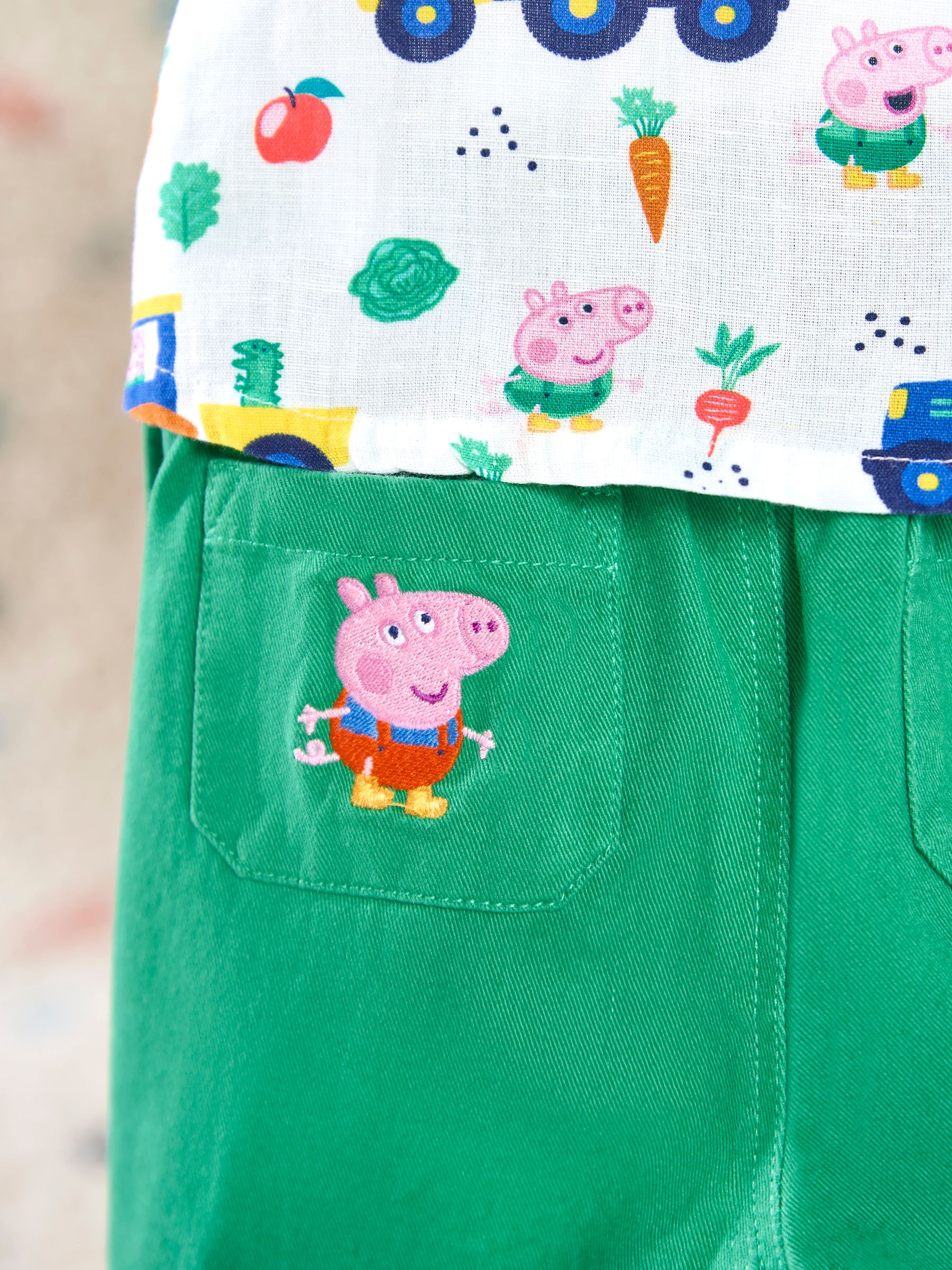 Green 2-Piece Peppa Pig Shirt & Shorts Set - Image 4 of 9