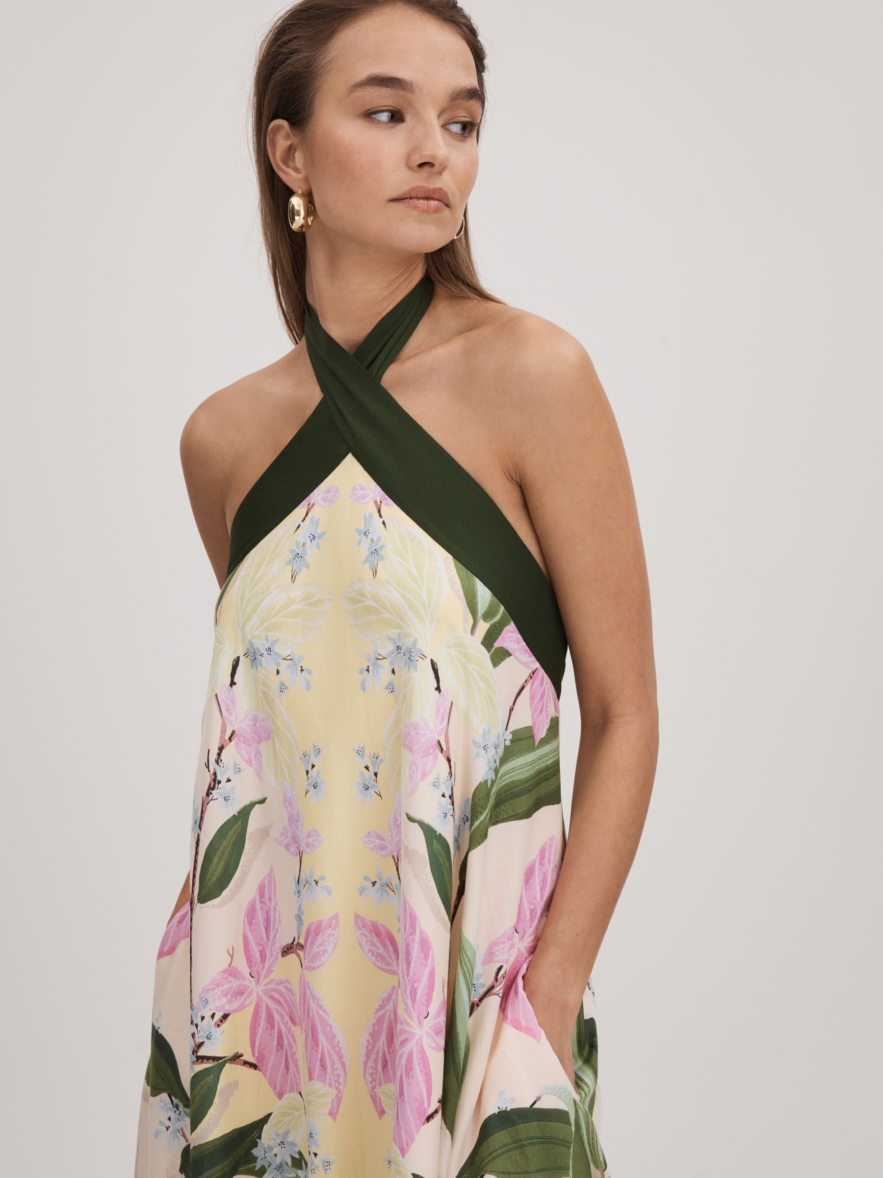 Florere Printed Halterneck Midi Dress in Pale Yellow - Image 4 of 8