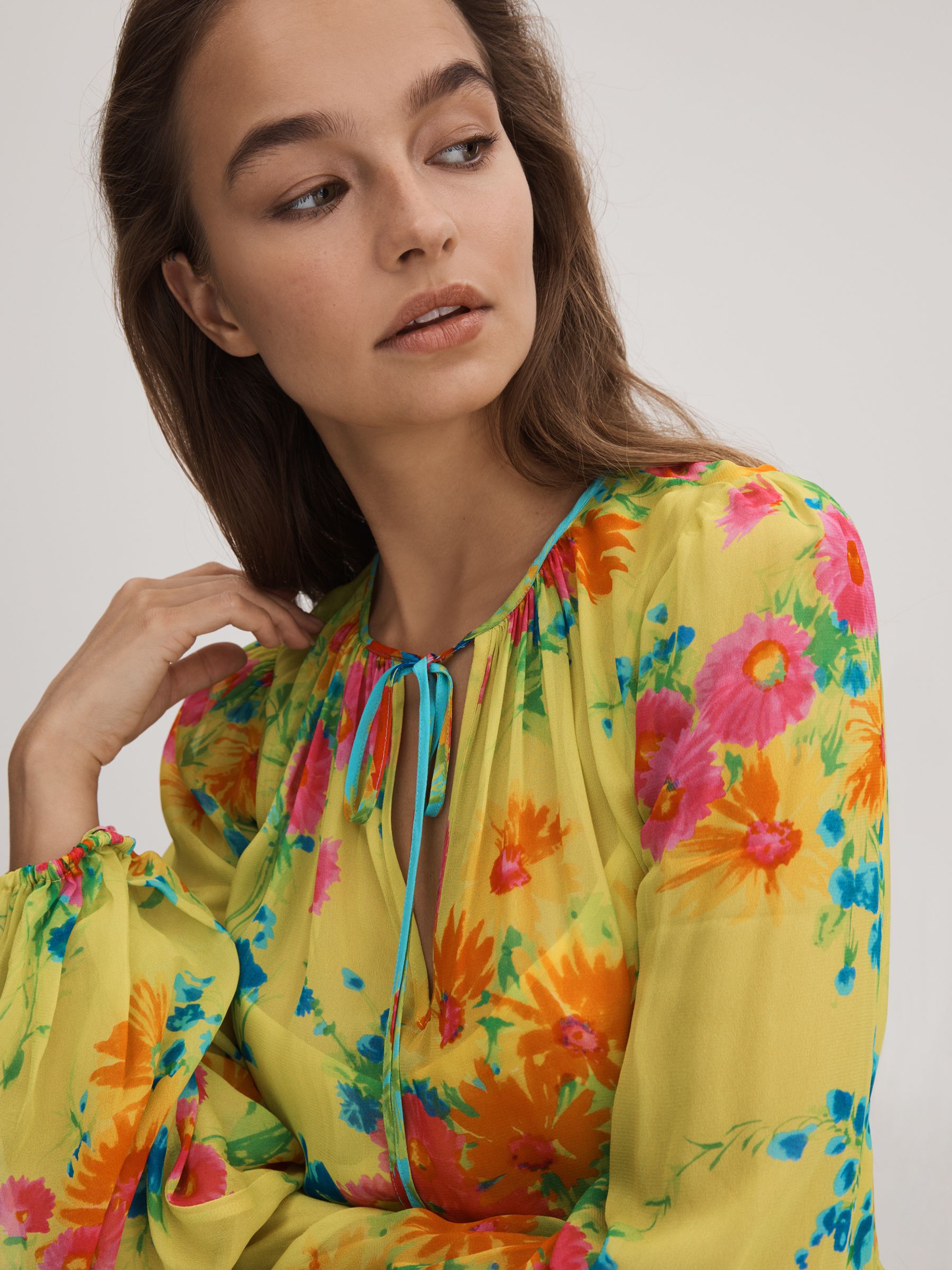 Florere Printed Tie Neck Blouse in Lime - Image 4 of 6