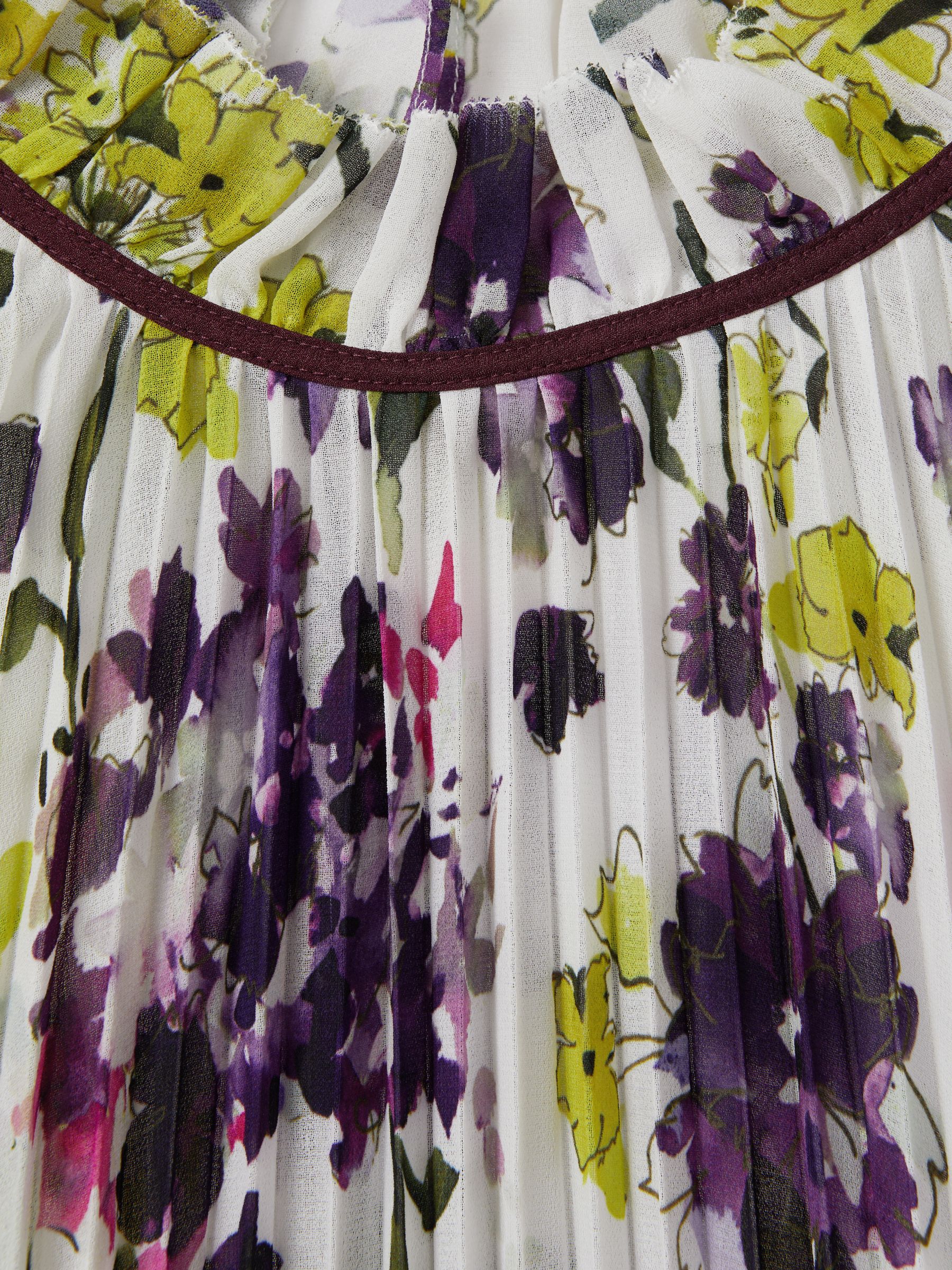 Florere Printed Pleated Blouse in Ivory/Multi - Image 8 of 8