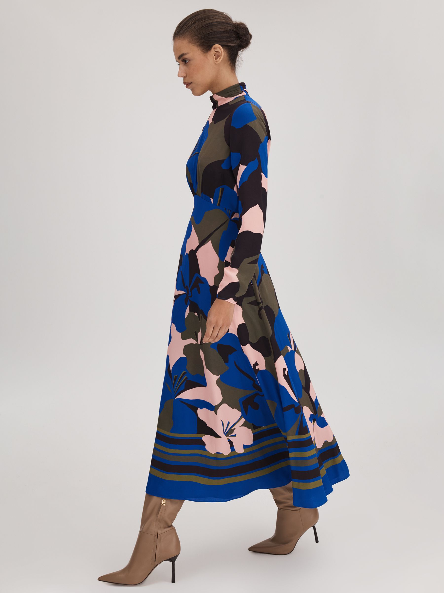 Florere Printed Zip Cuff Midi Dress in Multi - Image 5 of 7