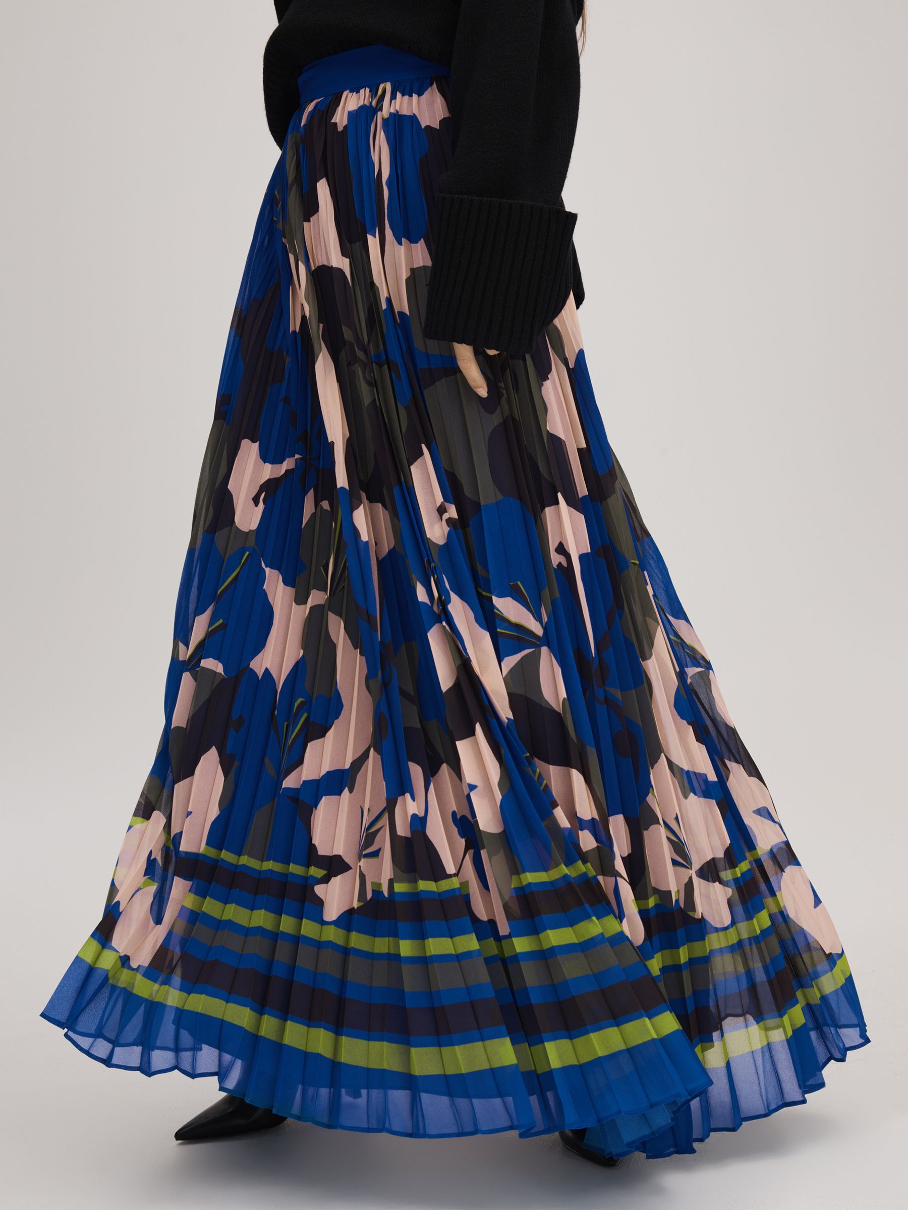 Florere Printed Pleated Maxi Skirt in Blue/Khaki - Image 3 of 5