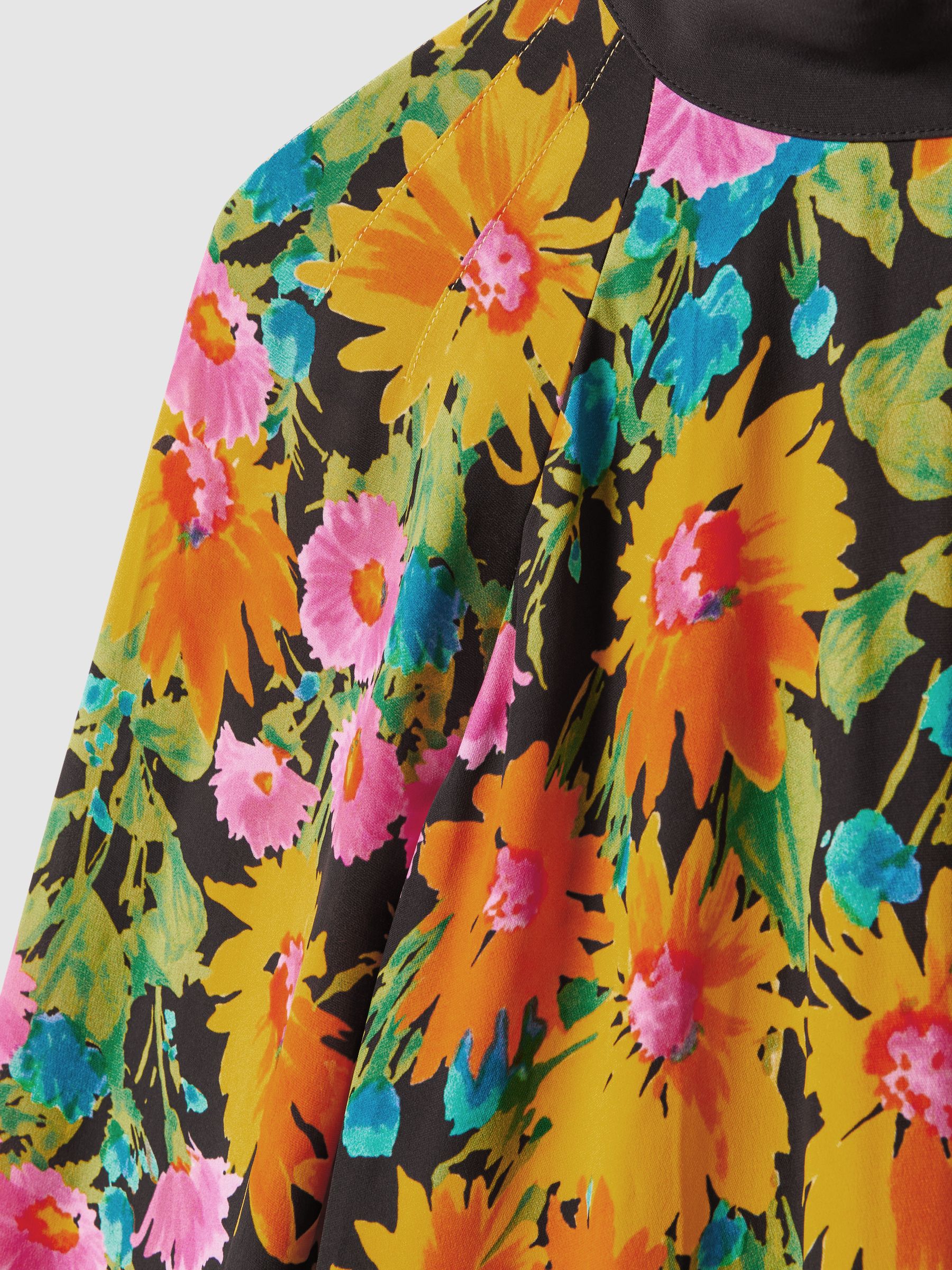 Florere Printed Tie Cuff Maxi Dress in Multi - Image 8 of 8