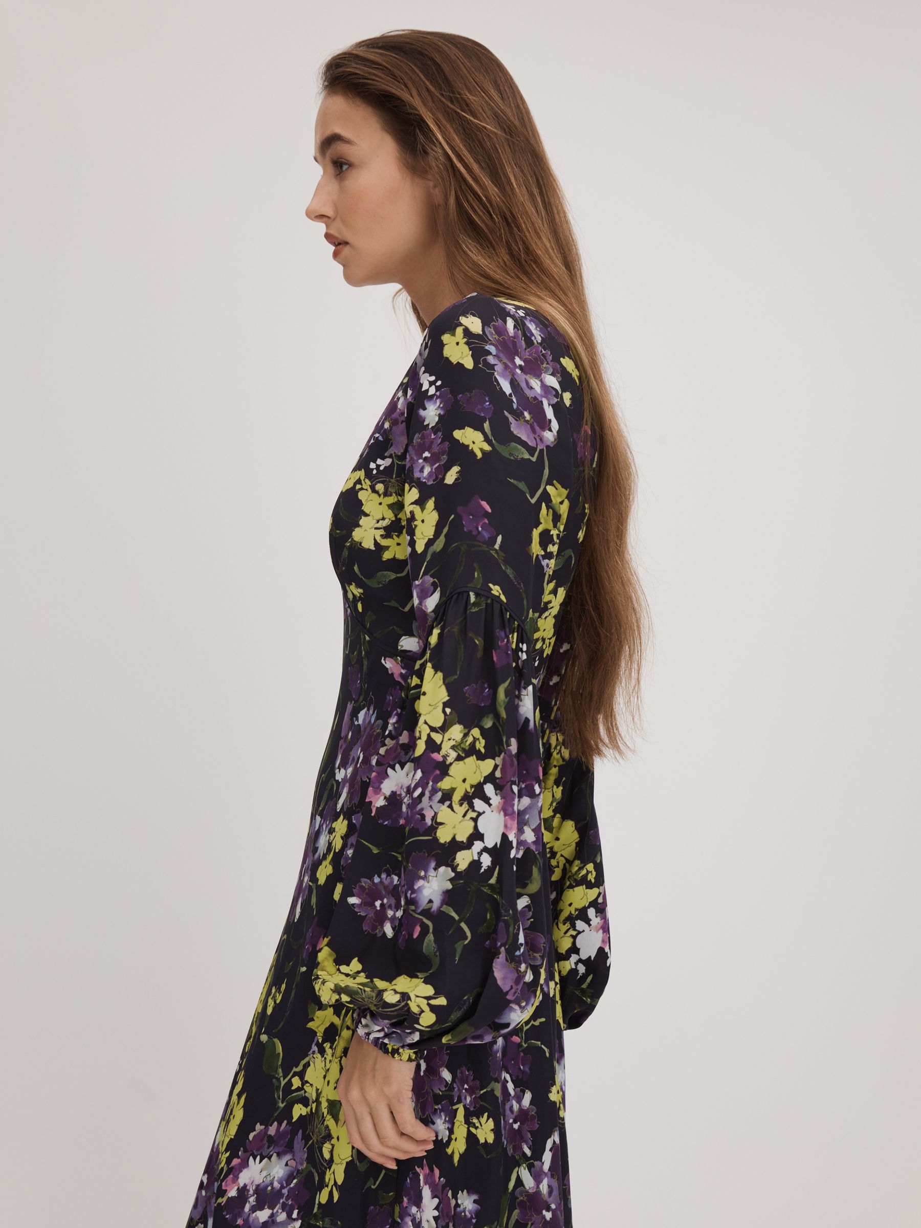 Florere Printed Blouson Sleeve Midi Dress in Dark Purple - Image 5 of 7
