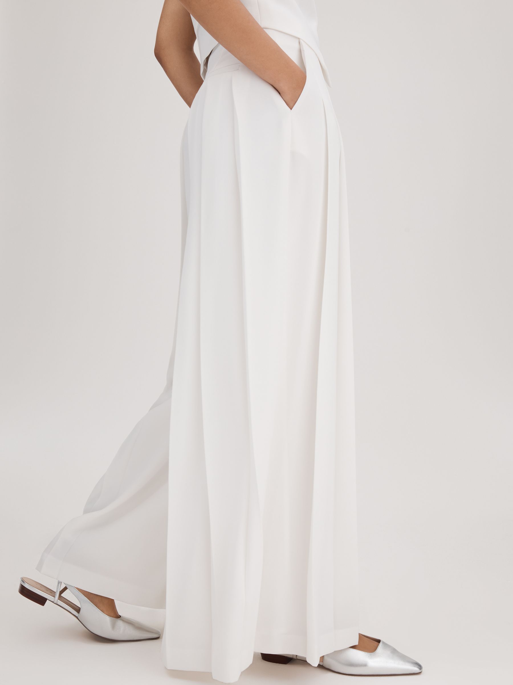Florere Pleated Wide Leg Trousers in Ivory - Image 6 of 7